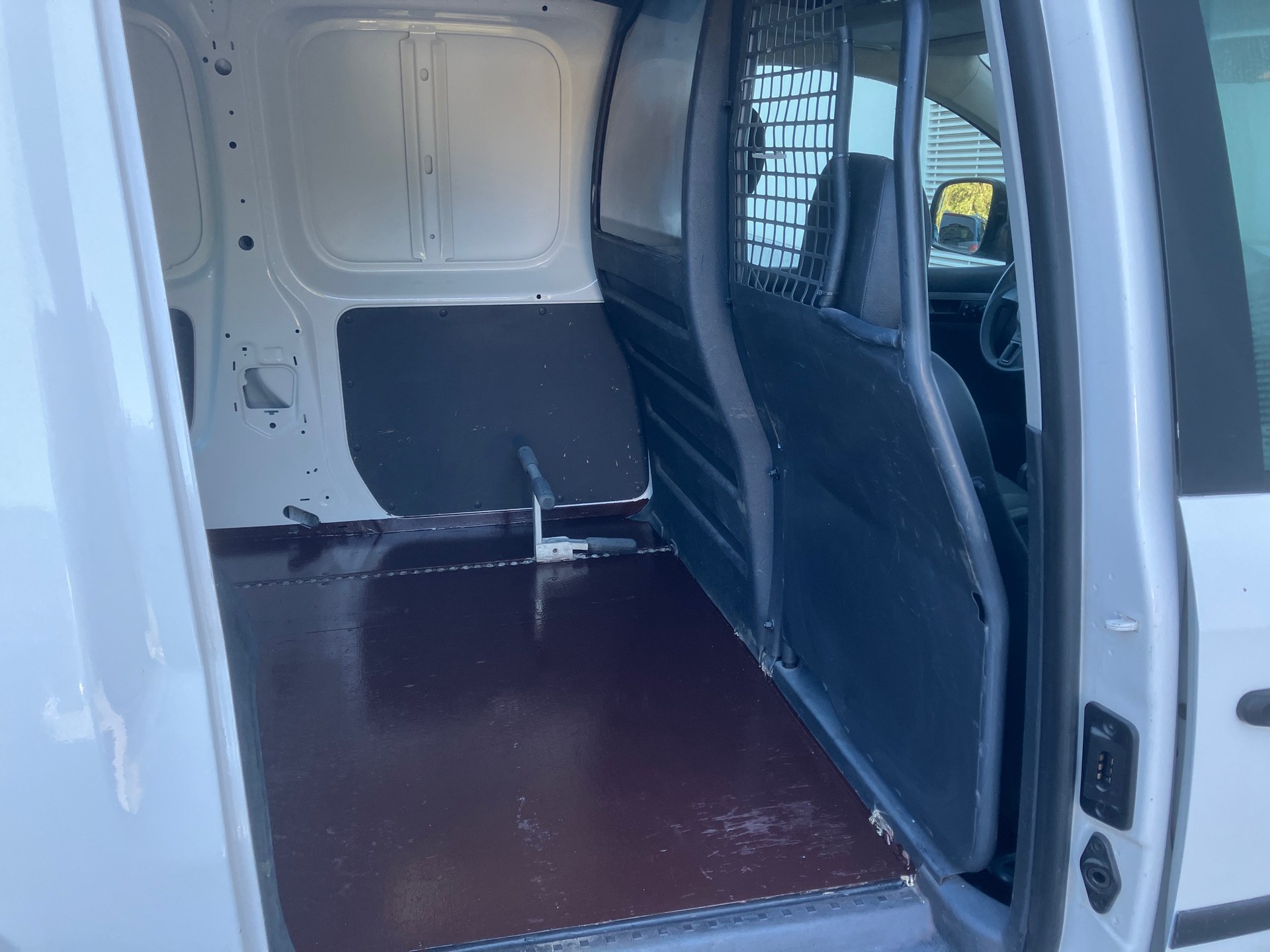 VW Caddy Maxi Kaw. 2.0 TDI 4motion-image-8