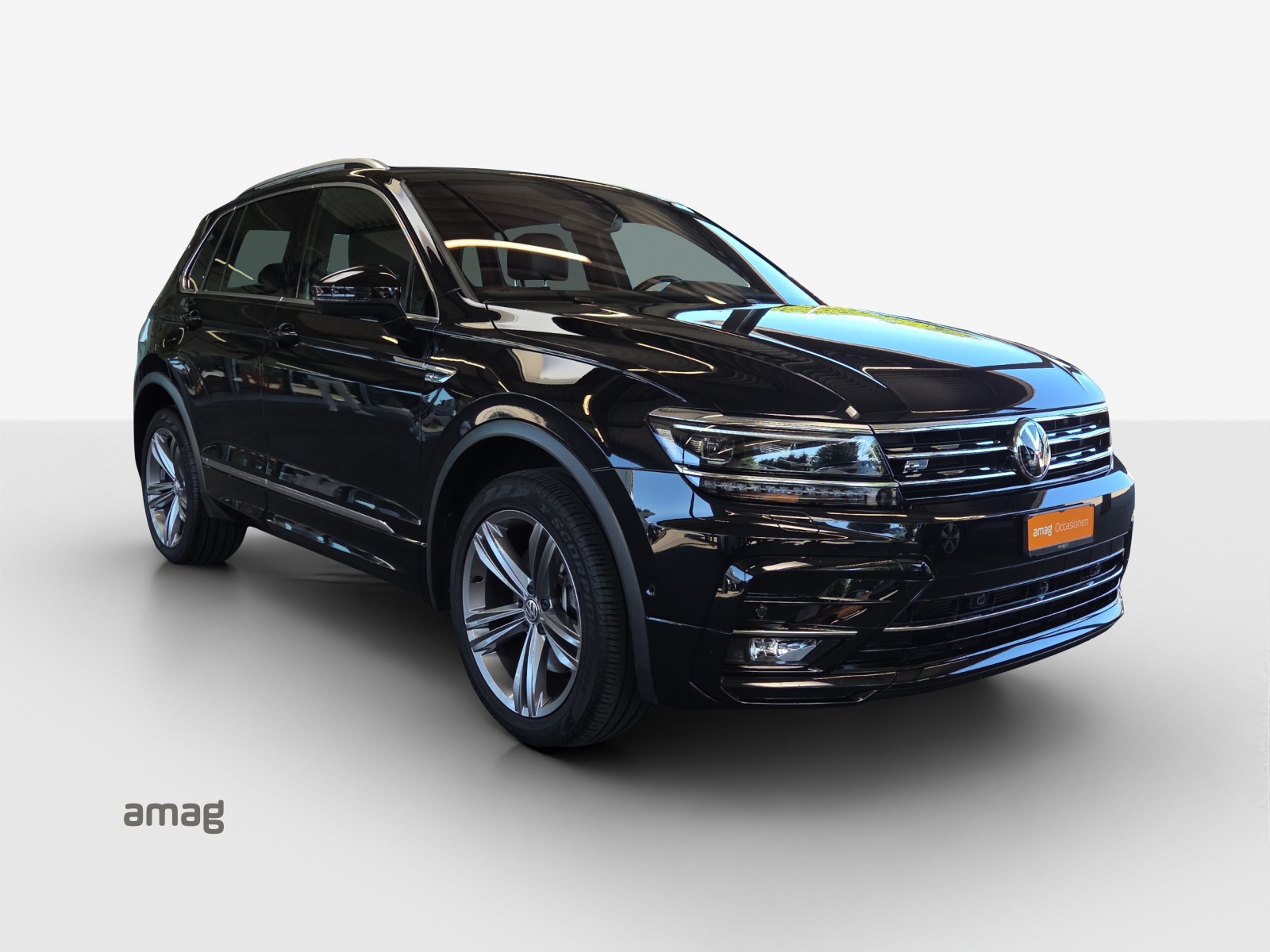 VW Tiguan 2.0 TDI SCR Highline 4Motion DSG-image-5