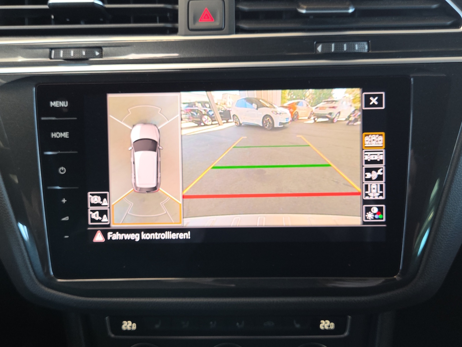 VW Tiguan 2.0 TDI SCR Highline 4Motion DSG-image-15