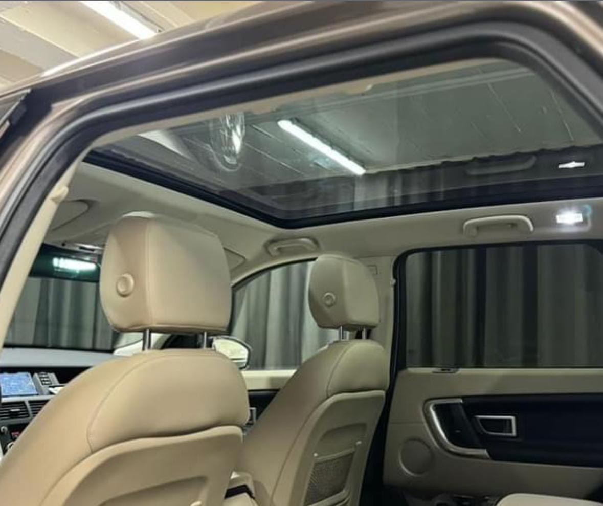 LAND ROVER 2.0 TD4 HSE-image-3