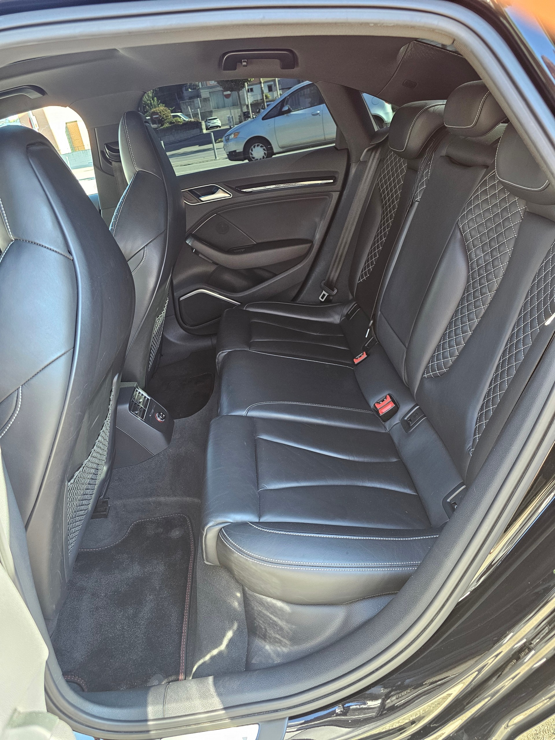 AUDI Limousine 2.0 TFSI quattro S-tronic *ab Service*-image-10