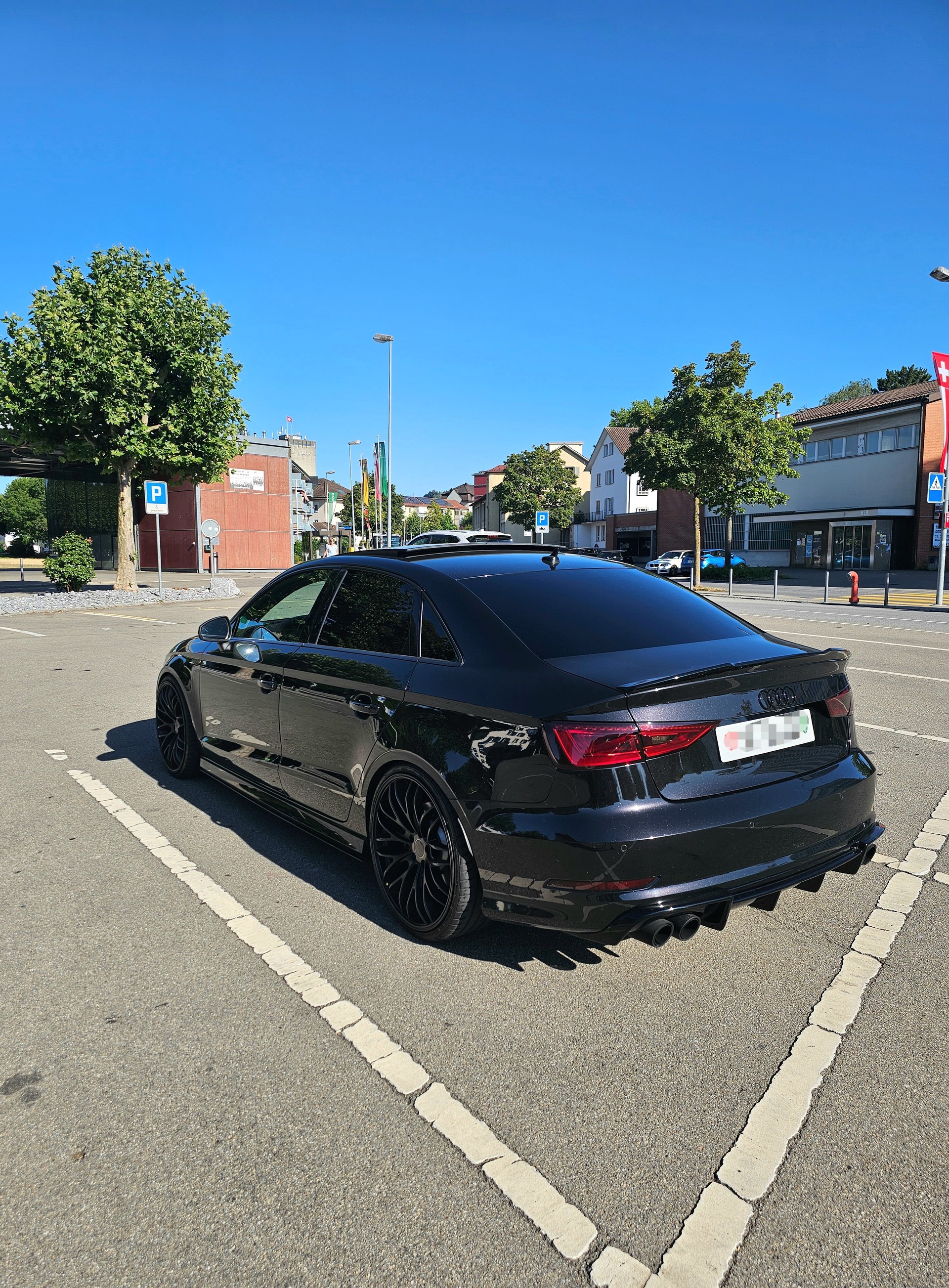AUDI Limousine 2.0 TFSI quattro S-tronic *ab Service*-image-4
