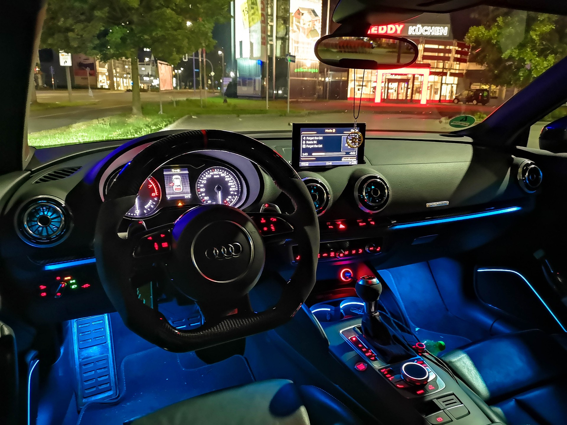 AUDI Limousine 2.0 TFSI quattro S-tronic *ab Service*-image-2