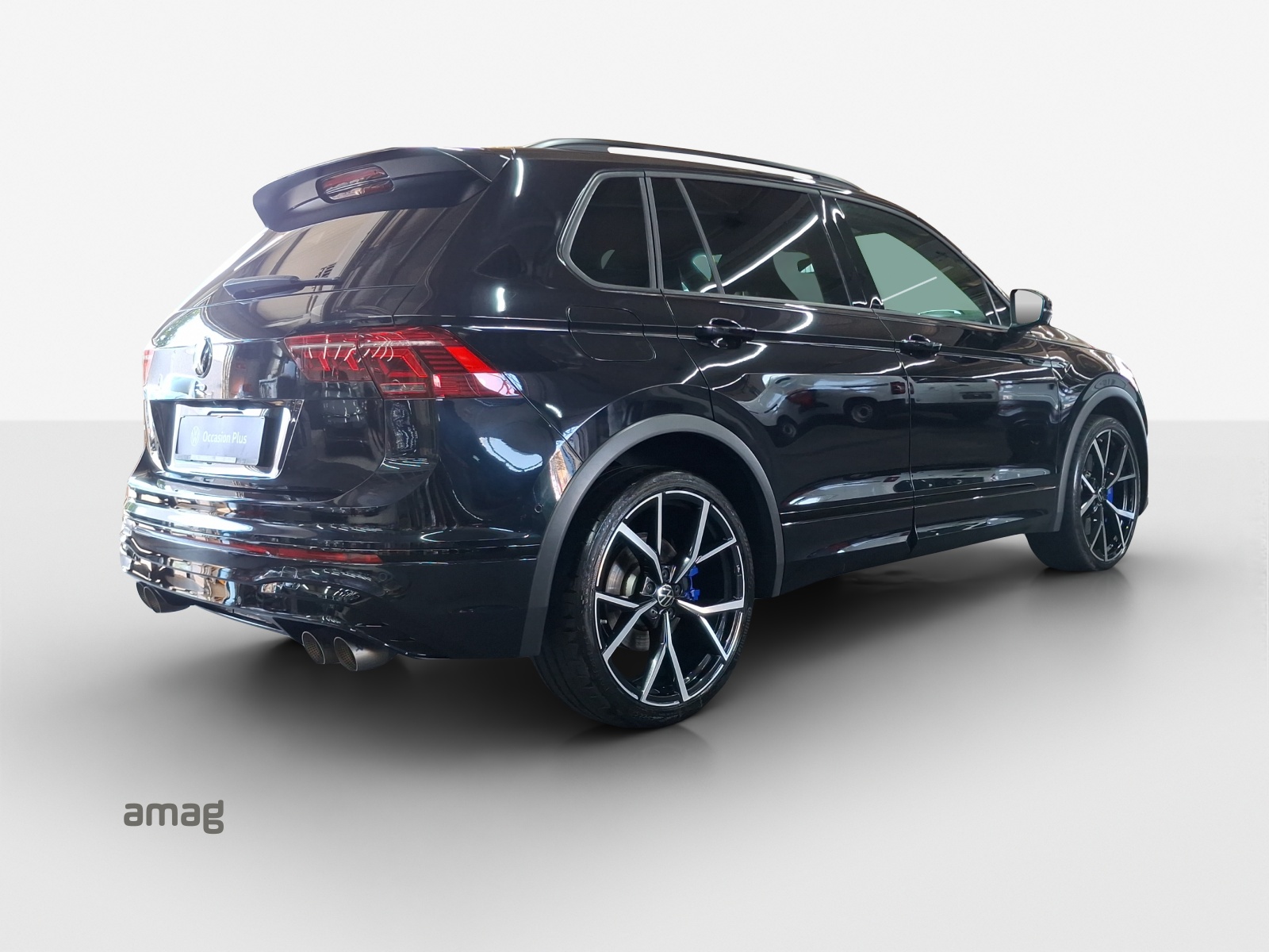 VW Tiguan 2.0TSI R 4Motion DSG-image-4
