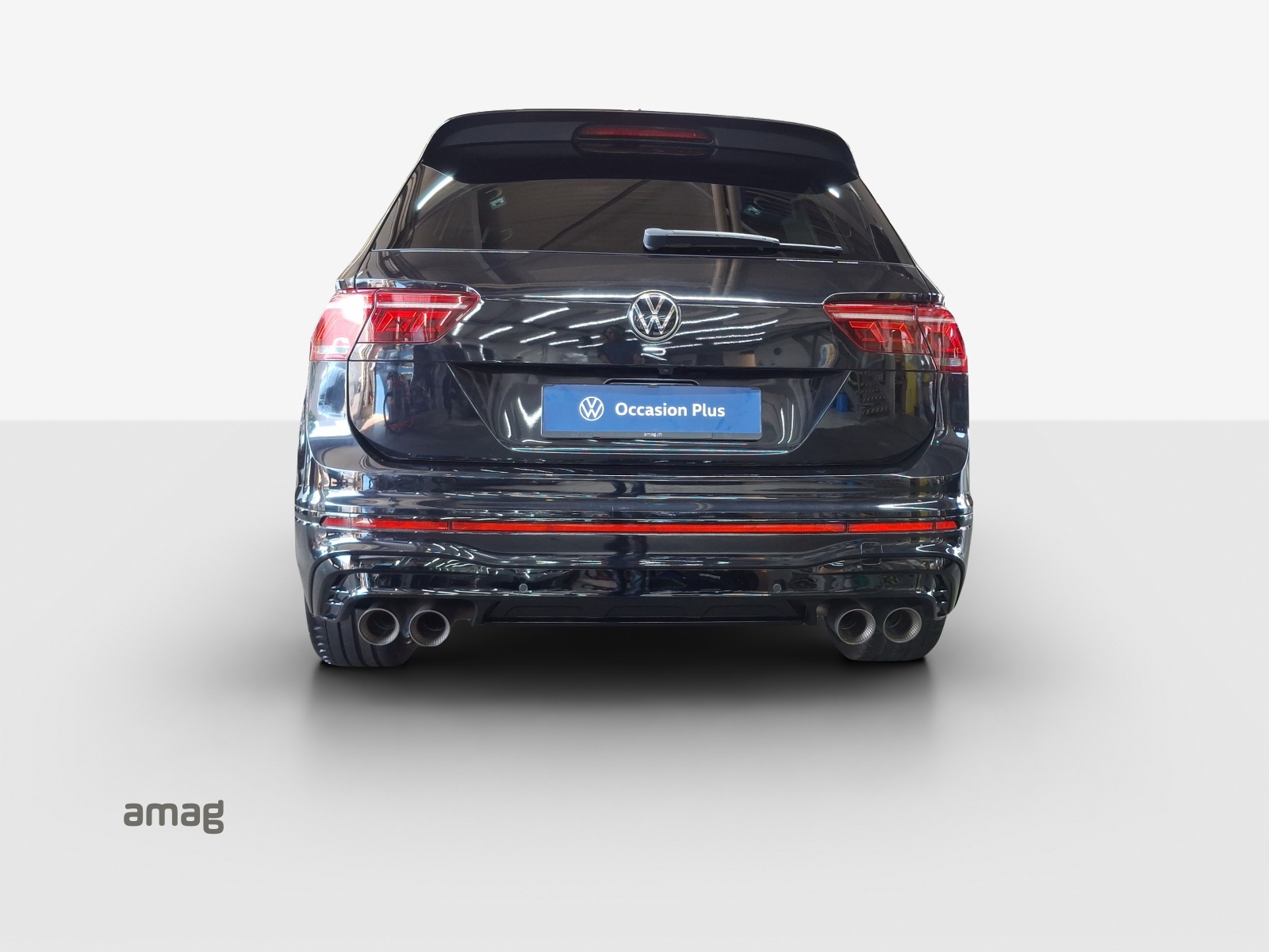VW Tiguan 2.0TSI R 4Motion DSG-image-3