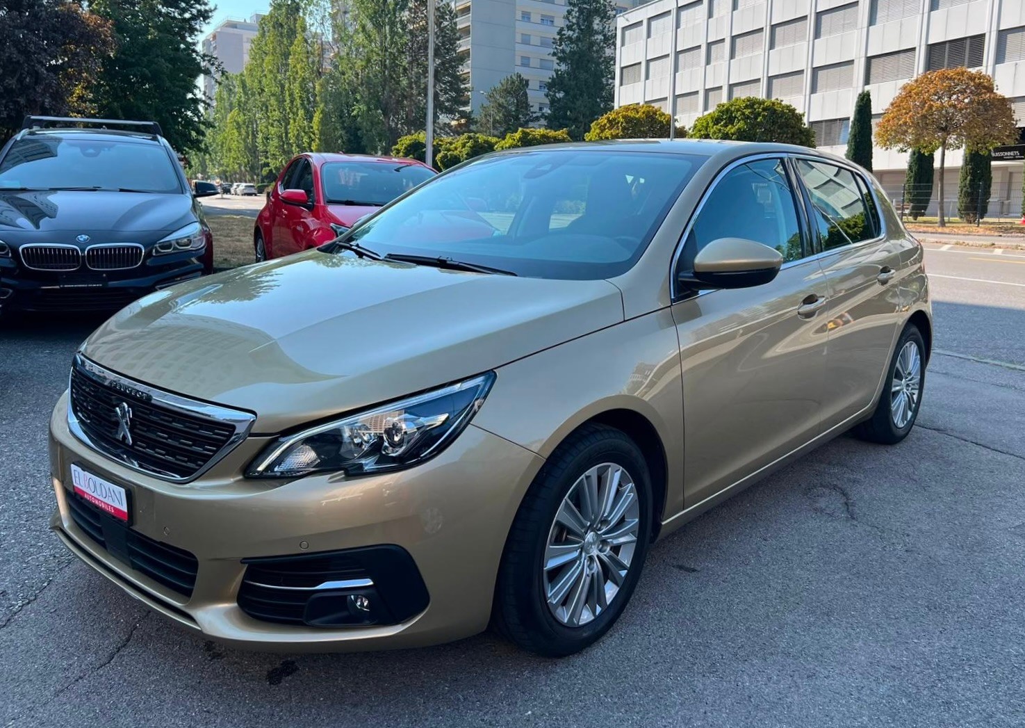 PEUGEOT 308 1.2 Pure Tech Style EAT8-image-0