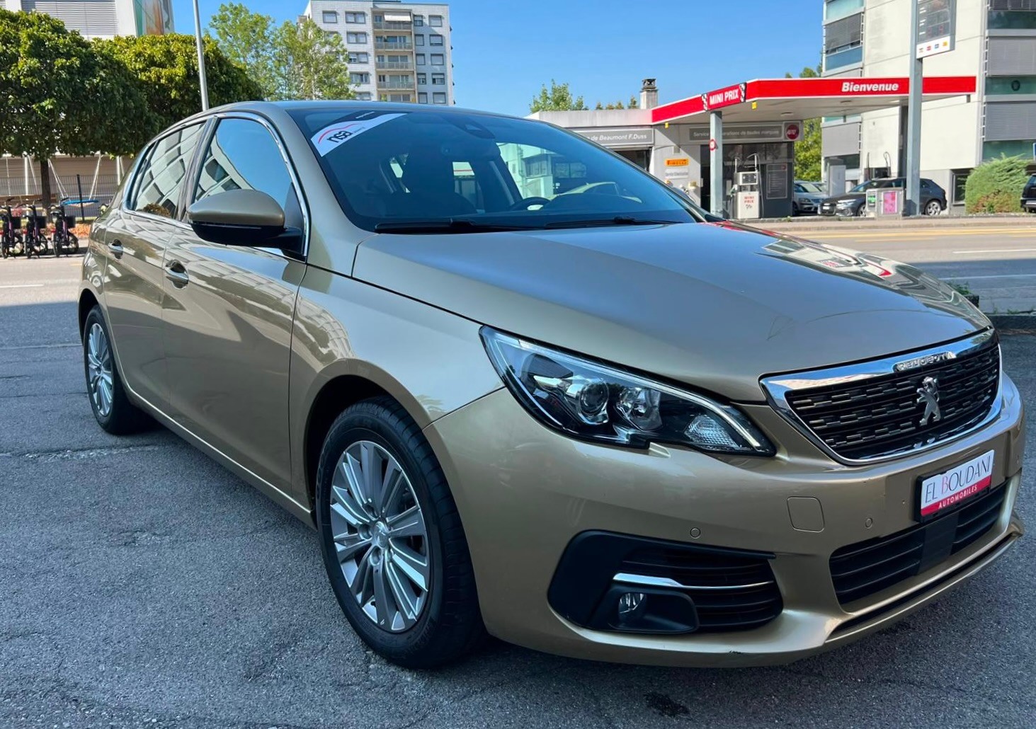 PEUGEOT 308 1.2 Pure Tech Style EAT8-image-2