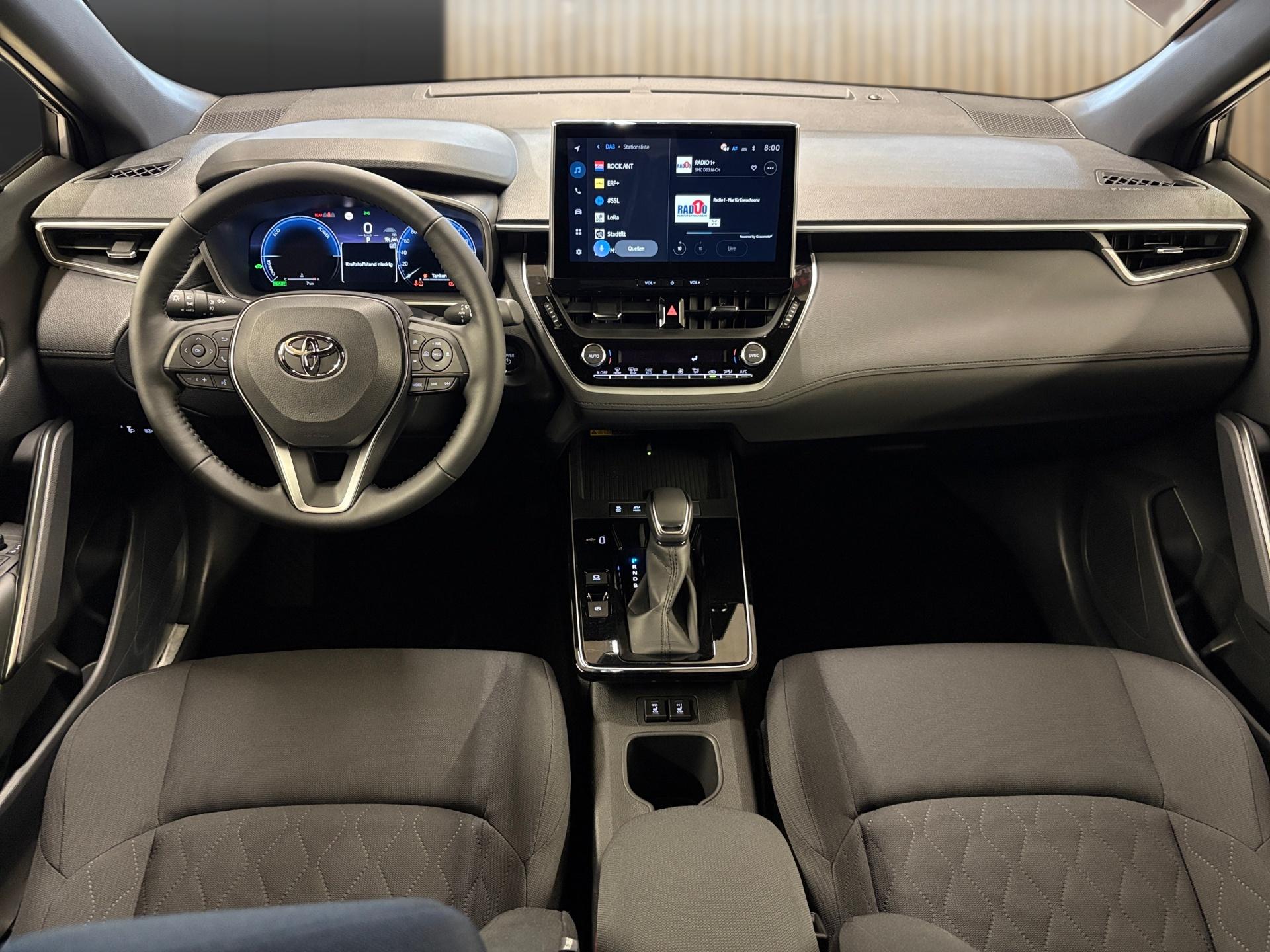 TOYOTA Corolla Cross 2.0 Trend e-CVT AWD-image-12