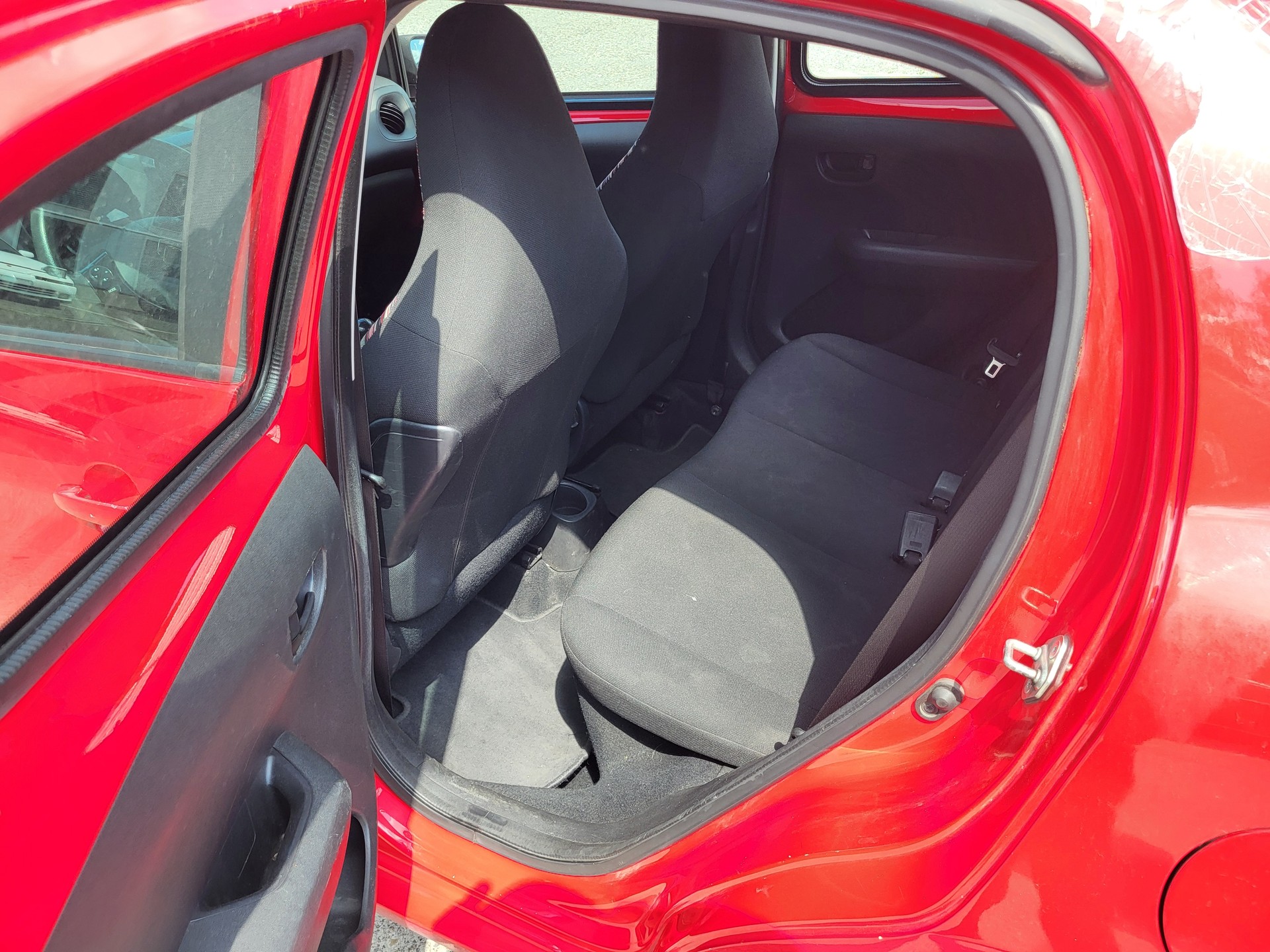 CITROEN C1 1.0 VTi Feel-image-11