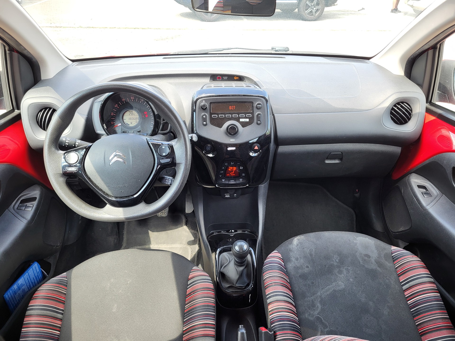 CITROEN C1 1.0 VTi Feel-image-12