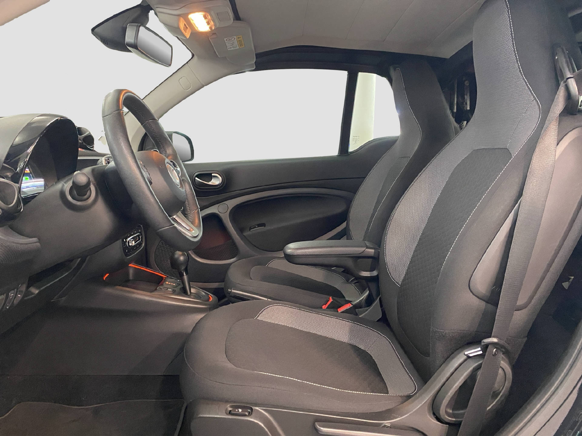 SMART Fortwo Cabrio EQ Passion-image-7