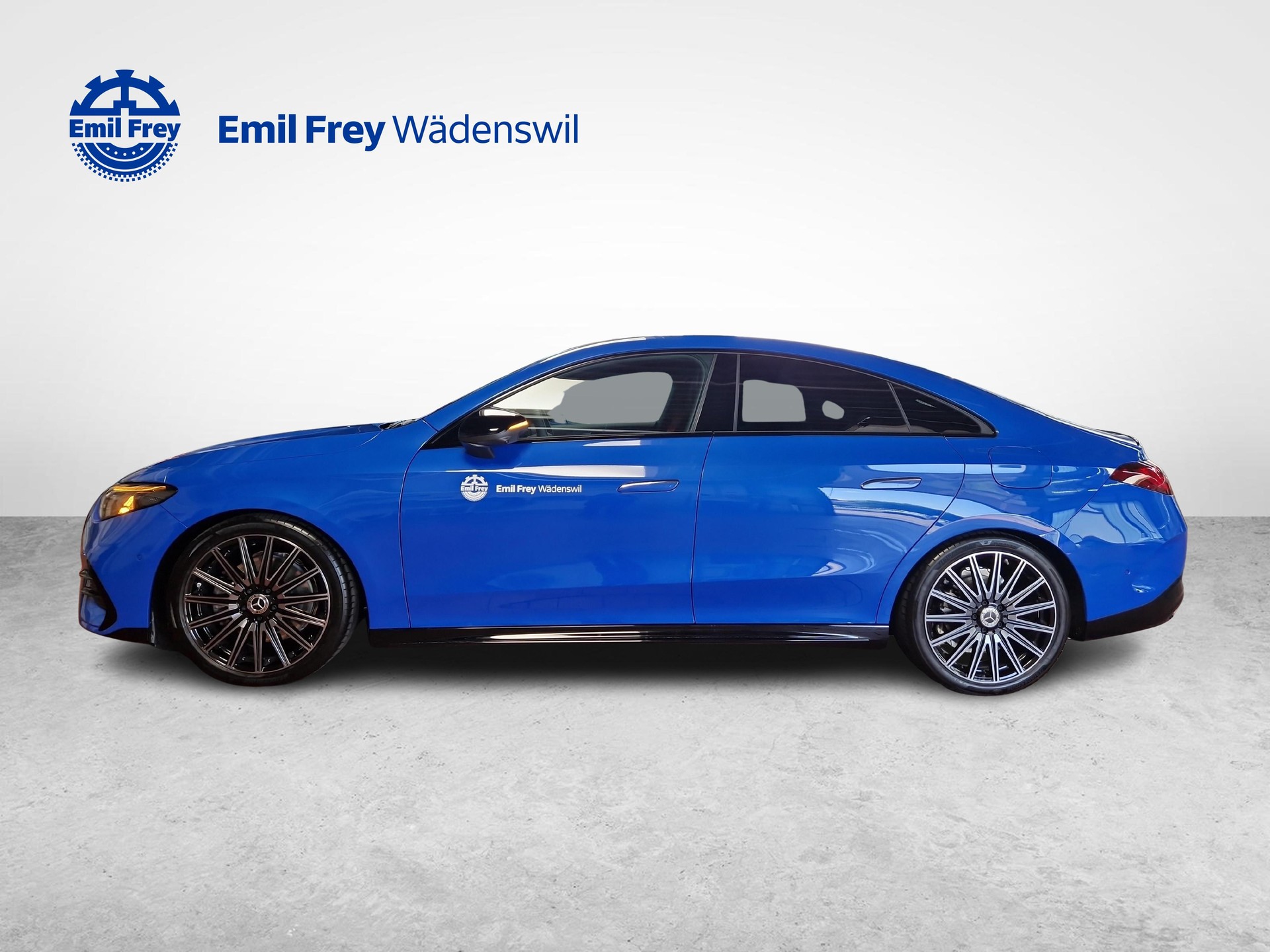 MERCEDES-BENZ CLA 220 4MATIC AMG Line Plus-image-1