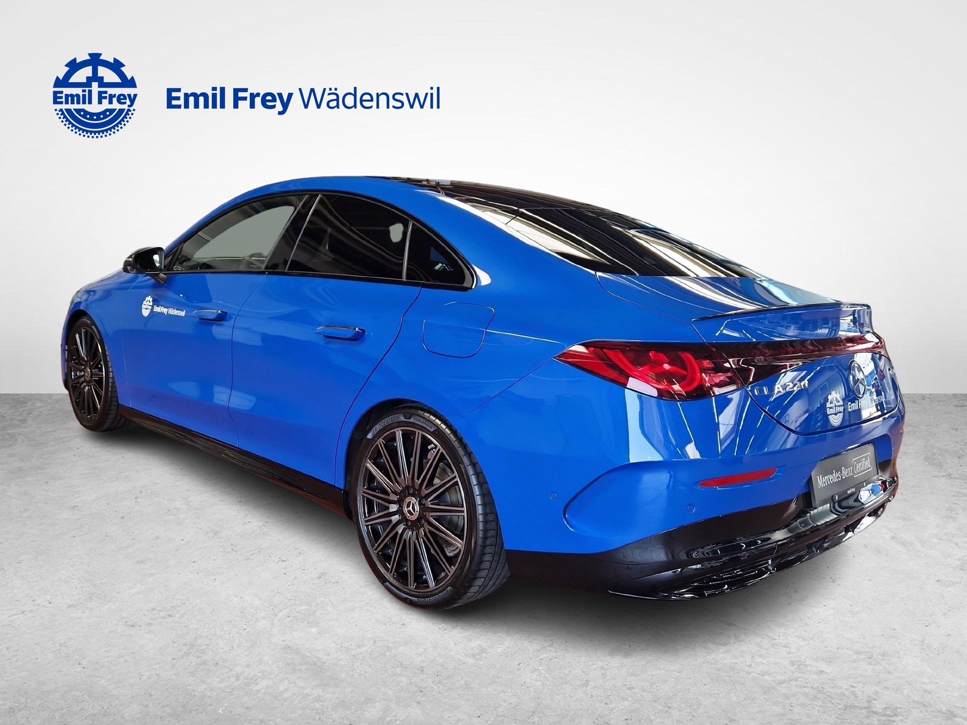 MERCEDES-BENZ CLA 220 4MATIC AMG Line Plus-image-2