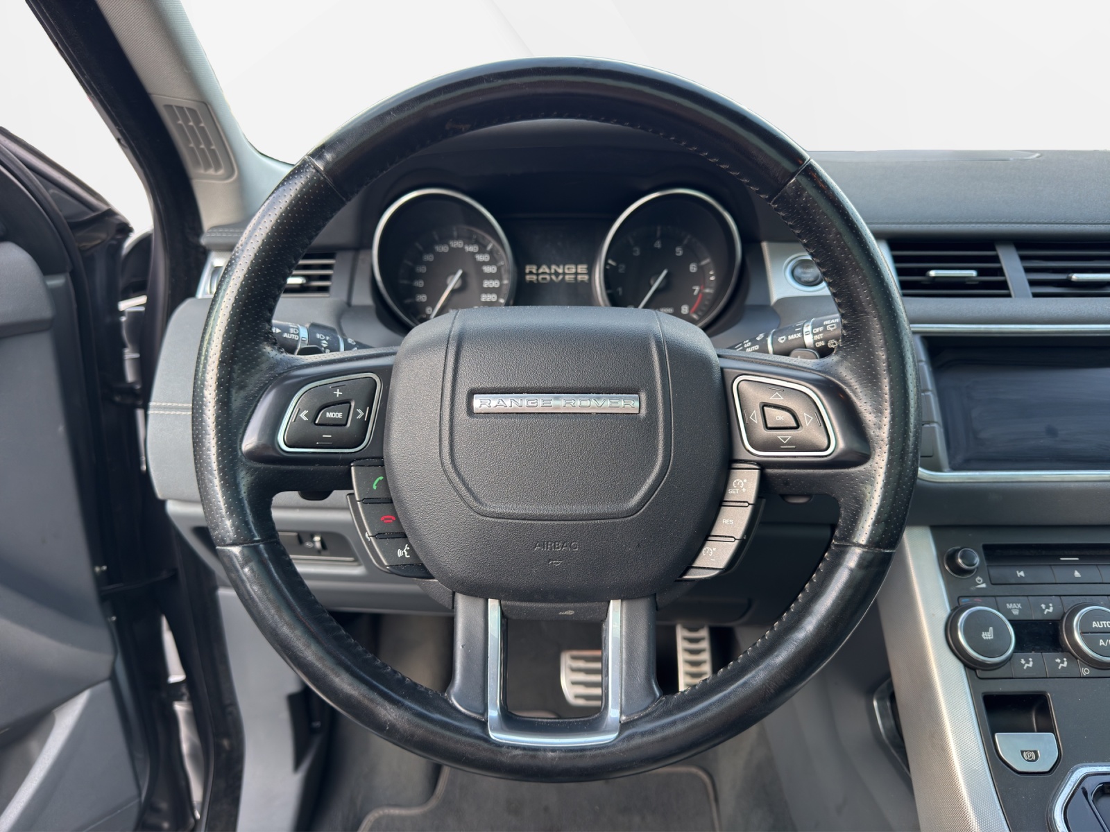 LAND ROVER Range Rover Evoque 2.0 Si4 Prestige AT6-image-9