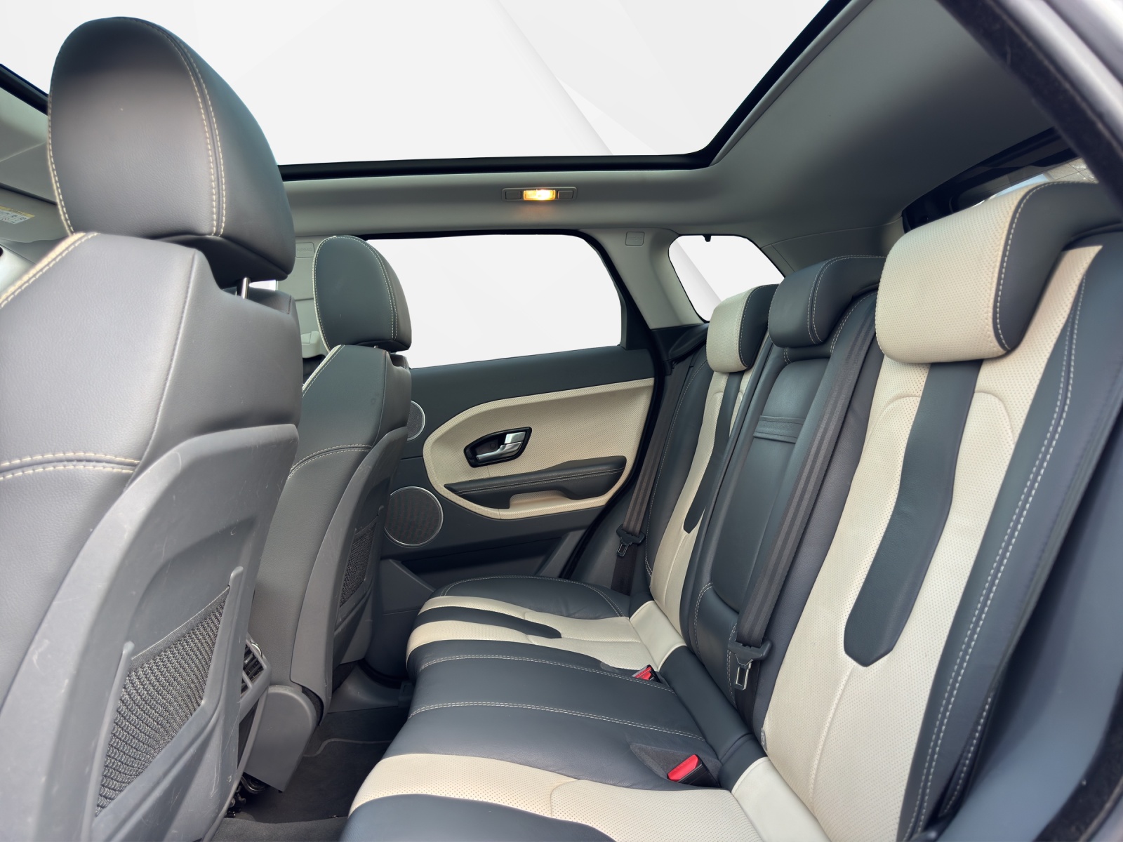 LAND ROVER Range Rover Evoque 2.0 Si4 Prestige AT6-image-11