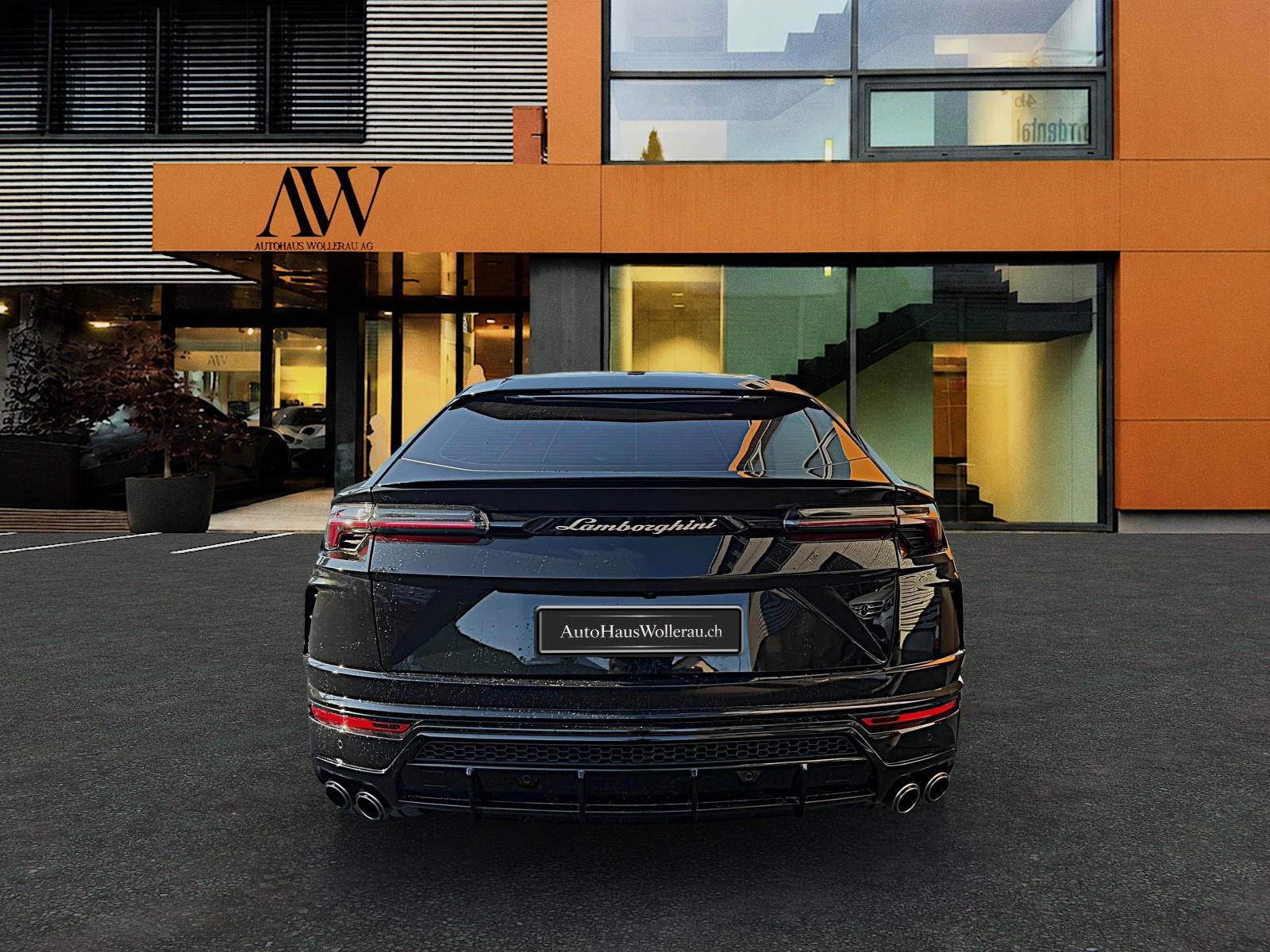 LAMBORGHINI Urus E-Gear-image-2