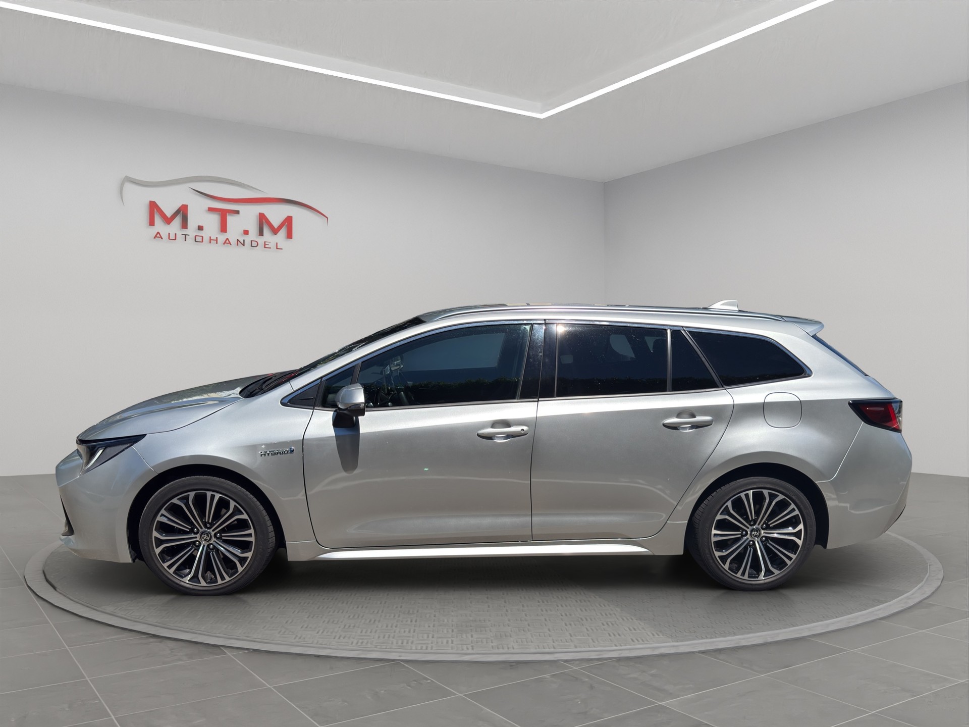 TOYOTA Corolla Touring Sports 1.8 HSD Comfort e-CVT-image-7