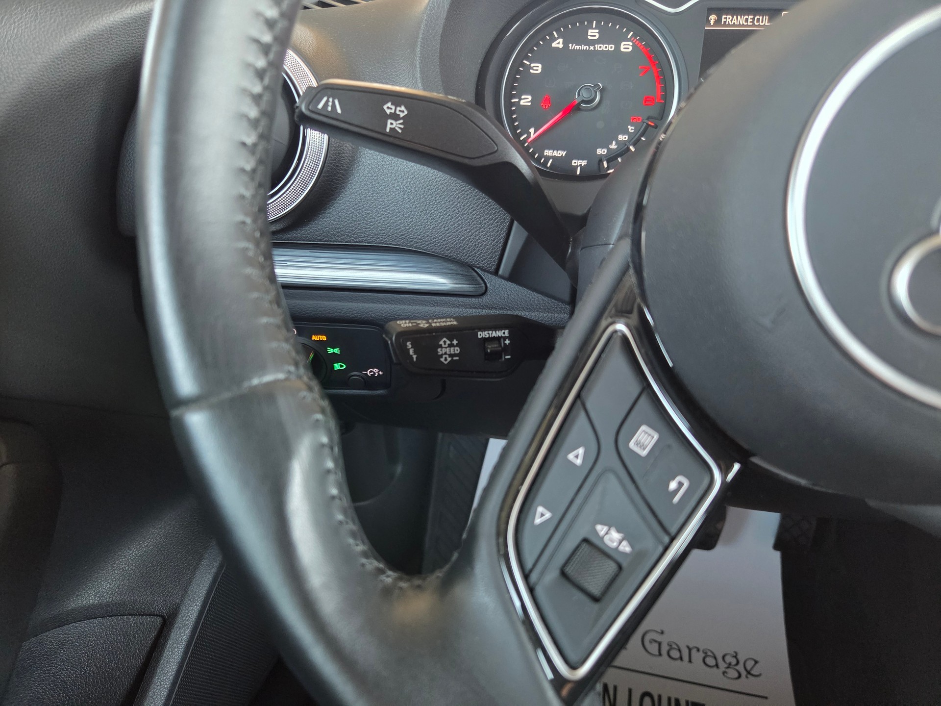 AUDI A3 Sportback 2.0 TFSI Design quattro S-tronic-image-17