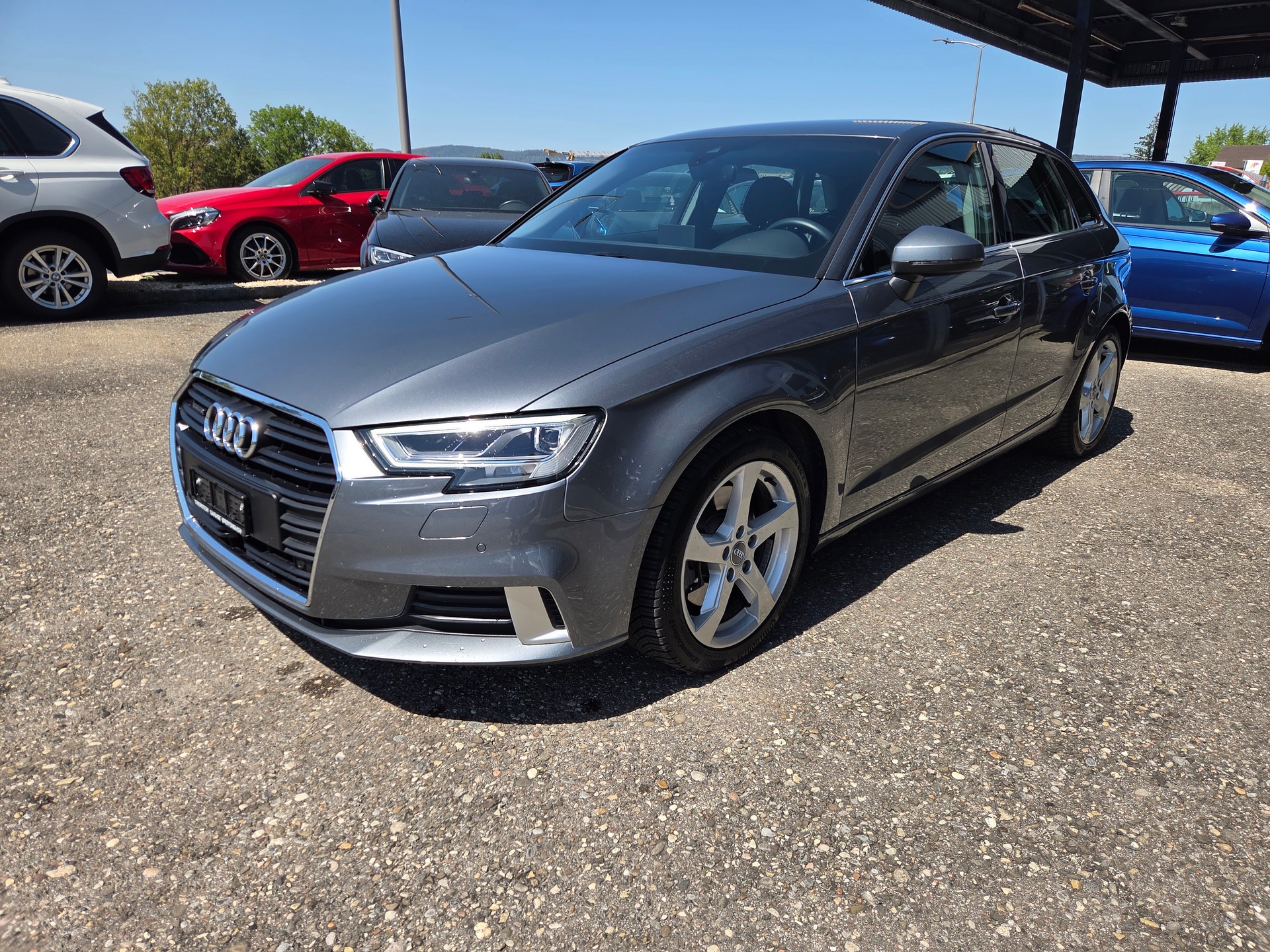 AUDI A3 Sportback 2.0 TFSI Design quattro S-tronic-image-2