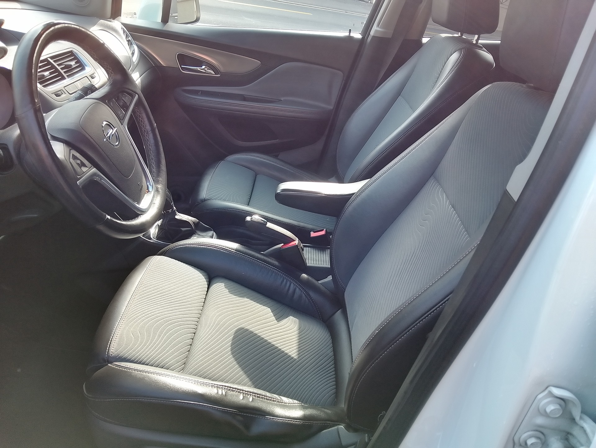 OPEL Mokka 1.4i 16V Turbo Cosmo 4WD-image-12