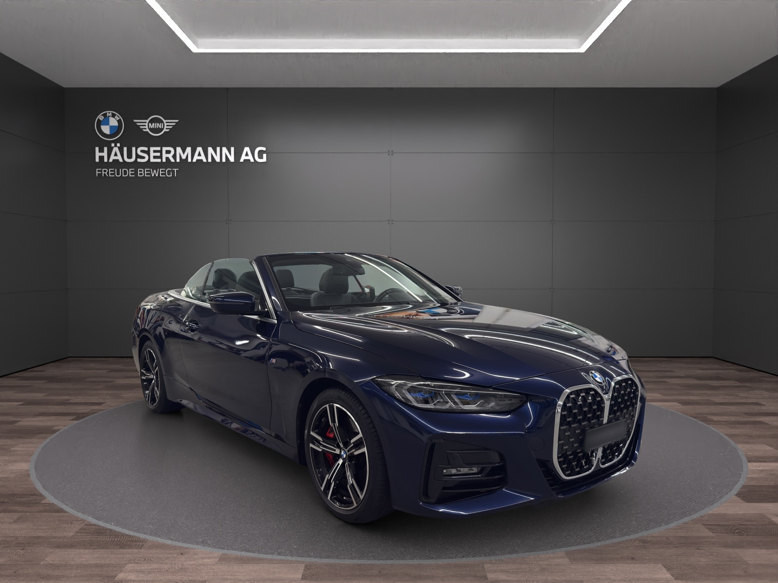 BMW 420i Cabrio M SPORT-image-2