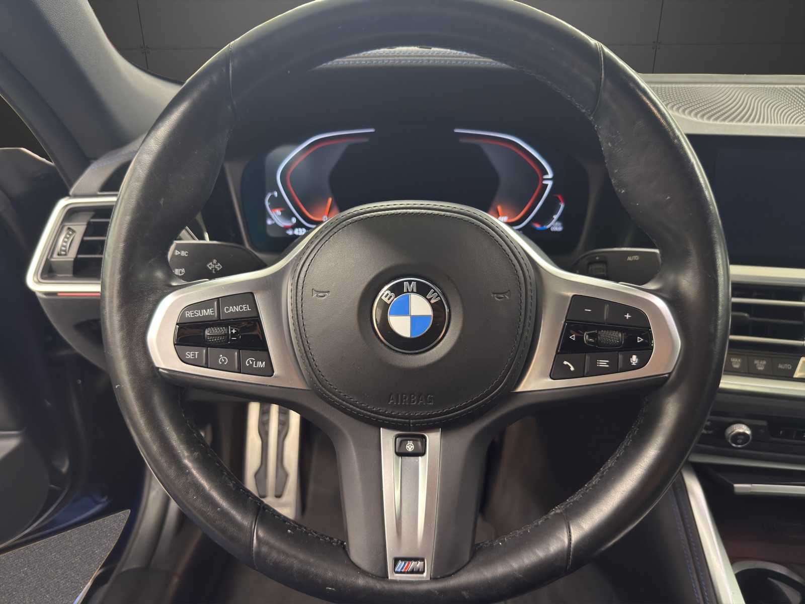 BMW 420i Cabrio M SPORT-image-13