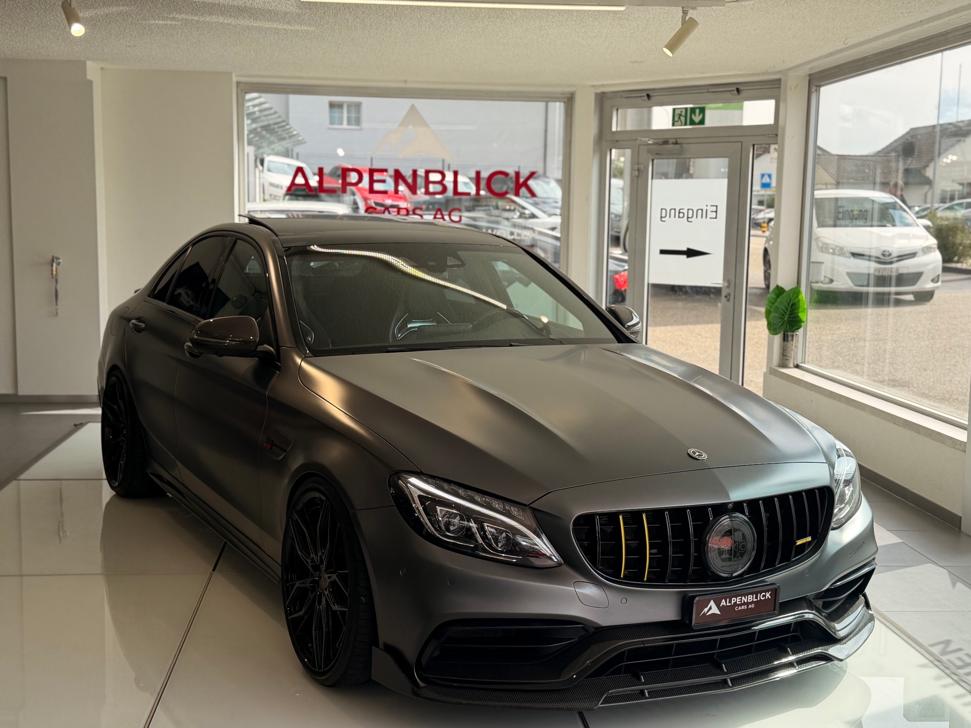 MERCEDES-BENZ C 63 S AMG Speedshift-image-4