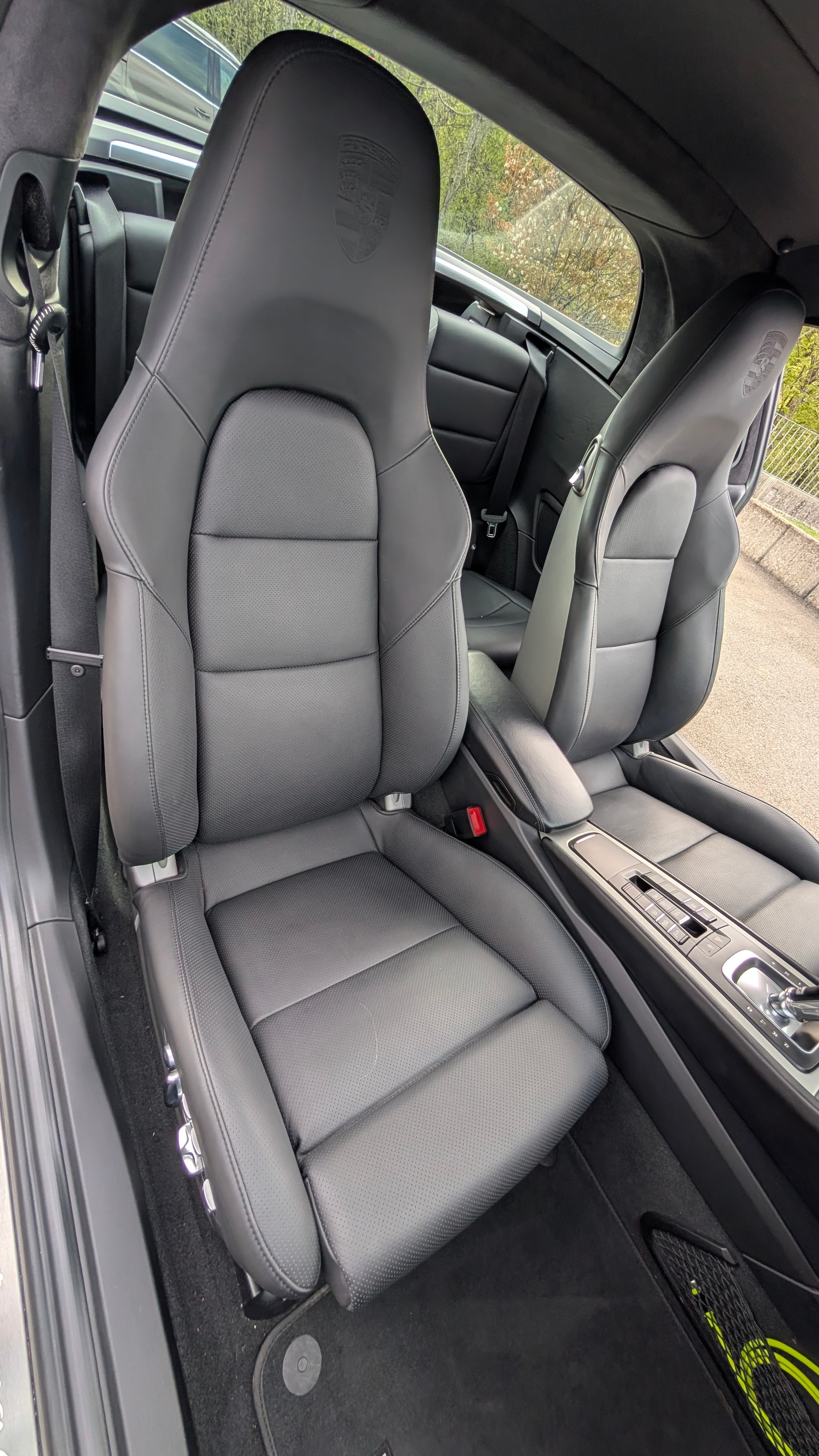 PORSCHE 3.0 Targa 4S PDK-image-4