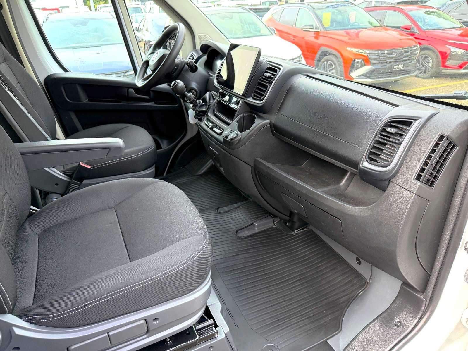 FIAT Ducato 2.2 35 Pro L2H2-image-4
