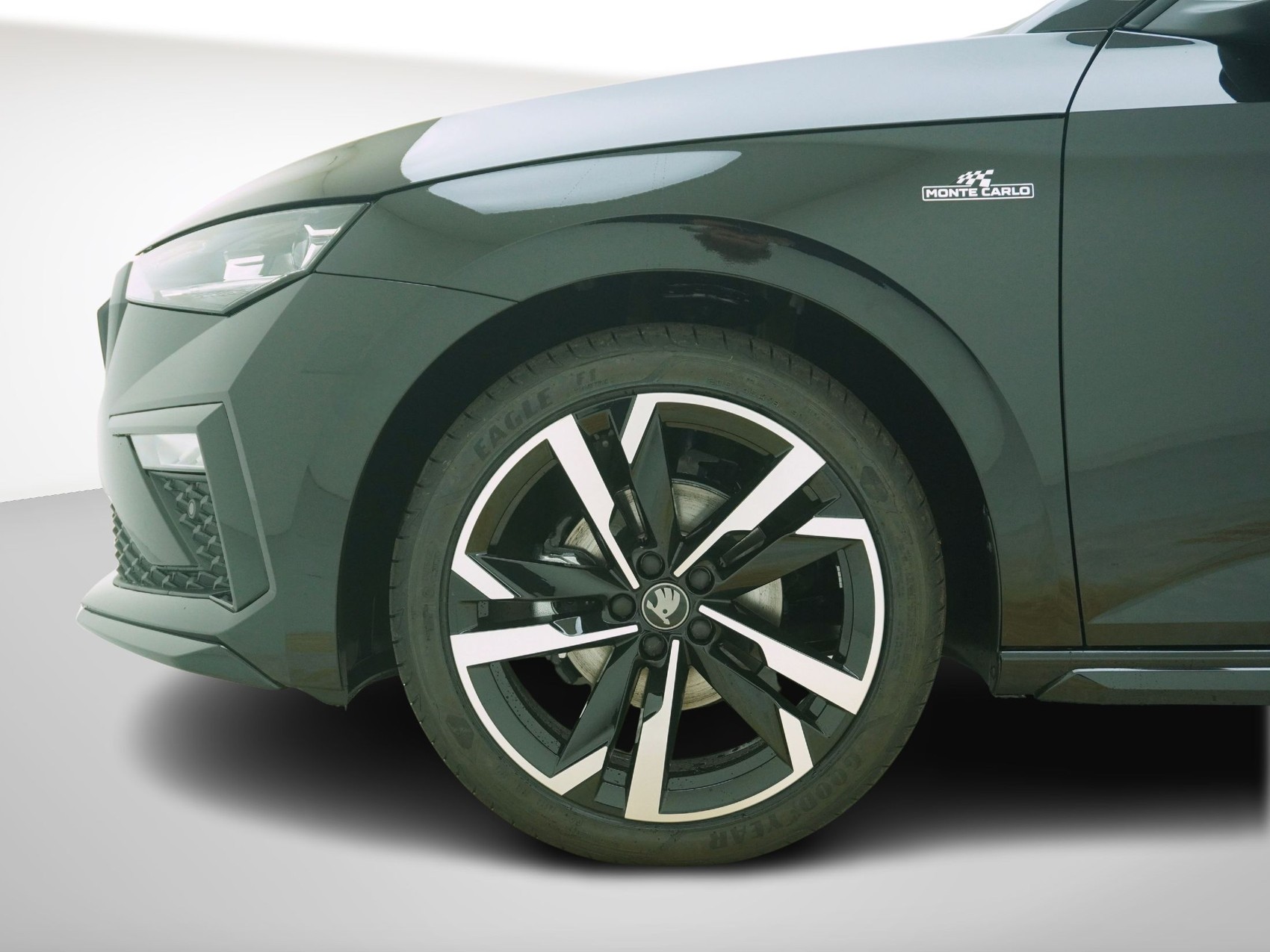 SKODA Scala 1.5 TSI Monte Carlo DSG-image-9