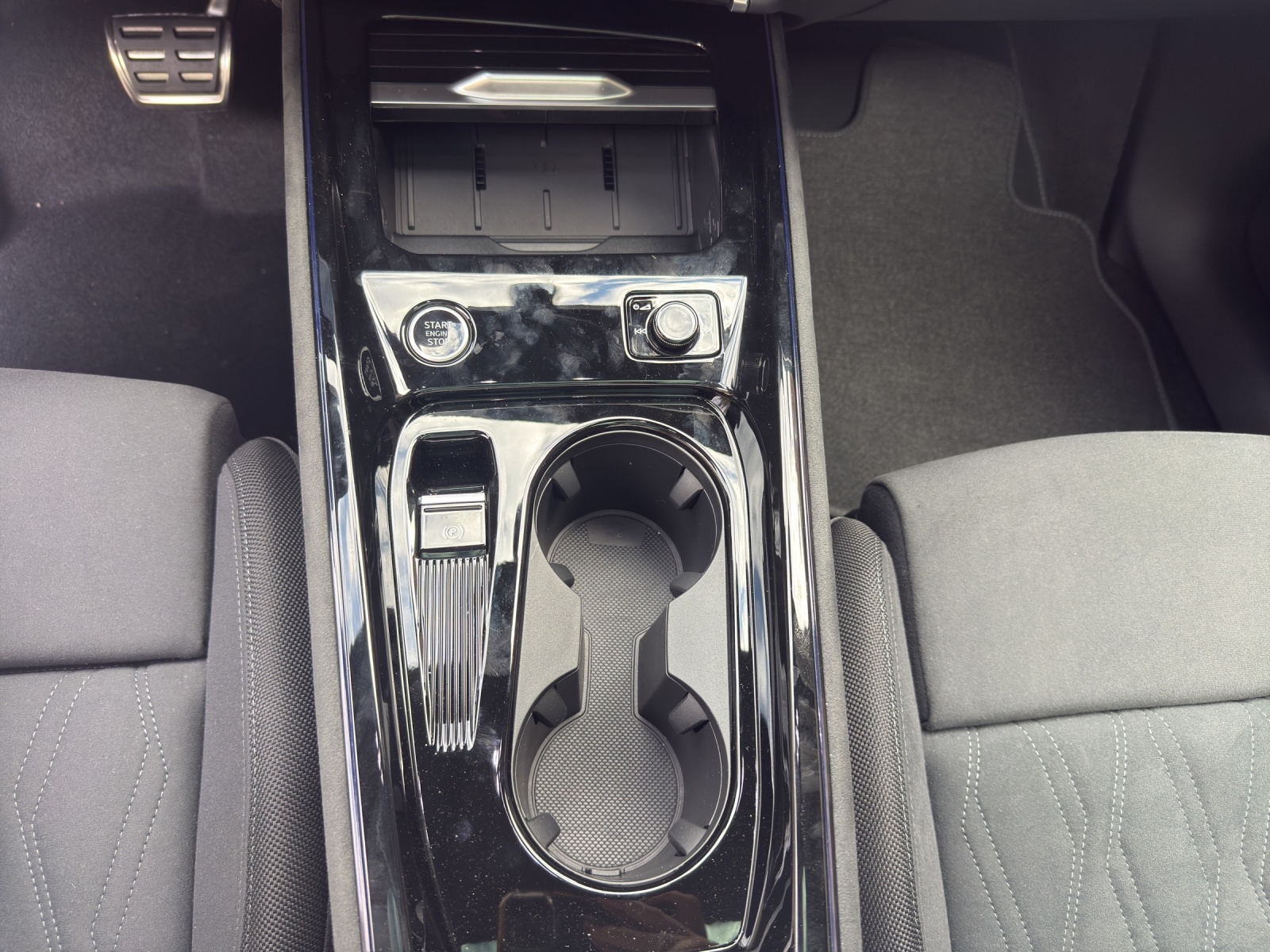 AUDI Q3 SUV TFSI quattro 195 kW S tronic-image-10