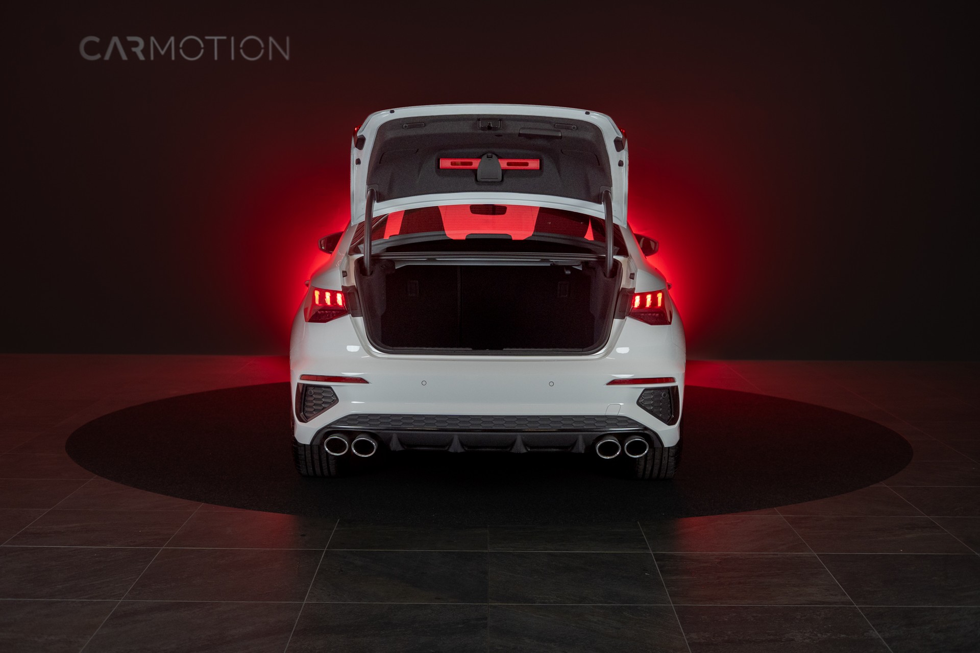 AUDI S3 Limousine 2.0 TFSI quattro S-Tronic / Rückfahrkamera / Sportsitze / Virtual-Cockpit-image-5