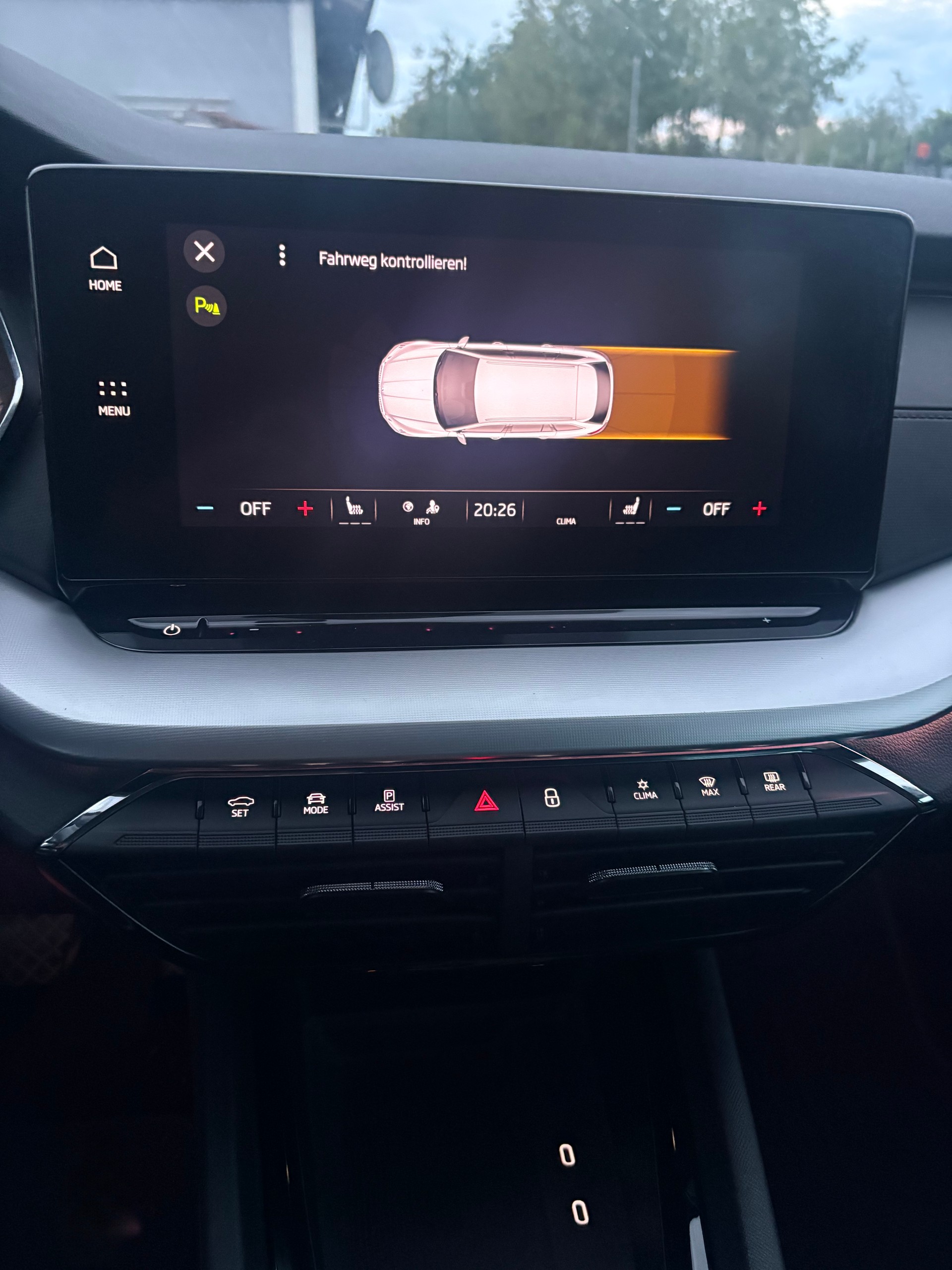 SKODA Octavia Combi 1.4 TSI PHEV DSG Ambition-image-9