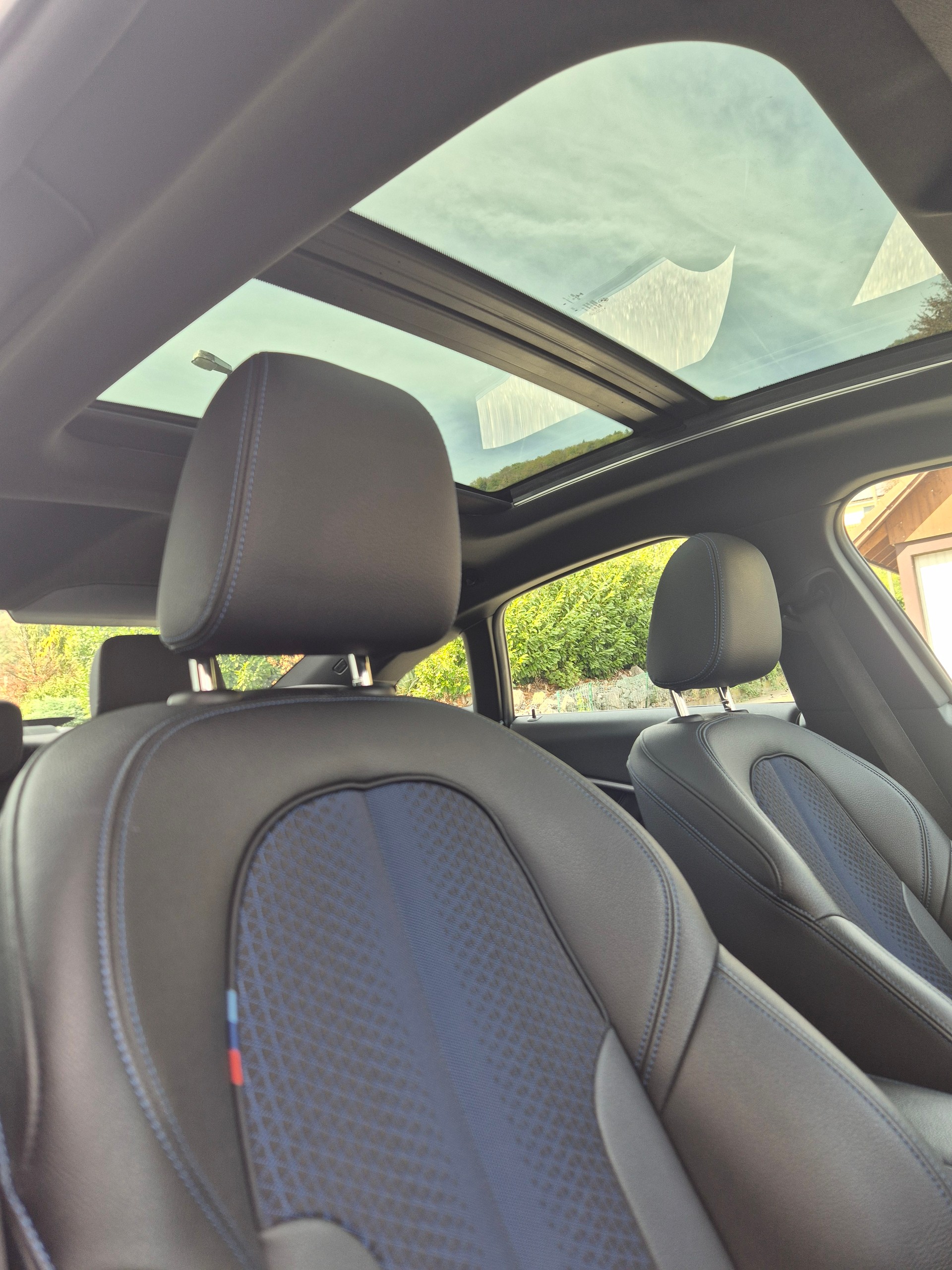 BMW 220d xDrive Gran Coupe M Sportpaket*Panoramadach*Rückfahrkamera-image-5