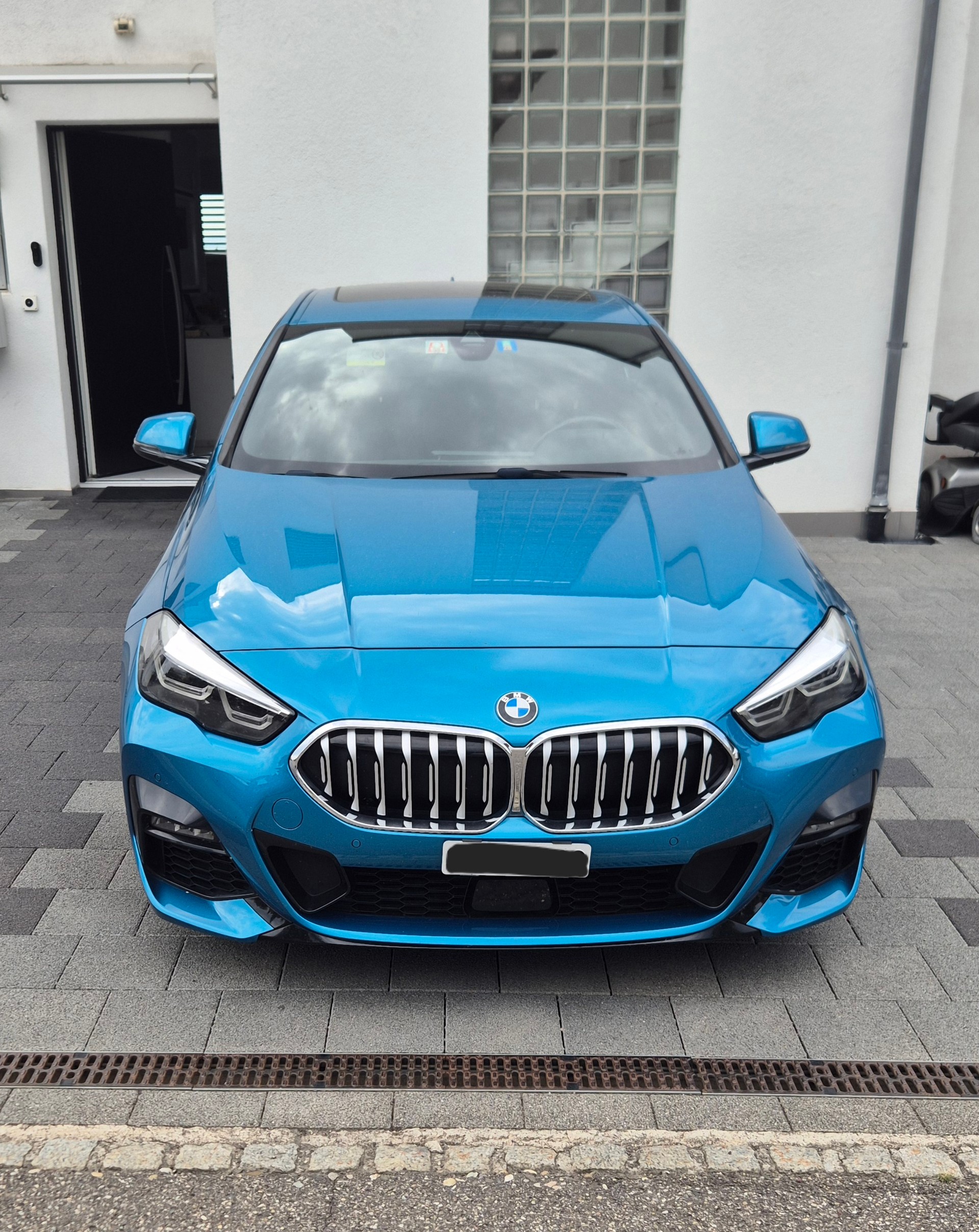 BMW 220d xDrive Gran Coupe M Sportpaket-image-0