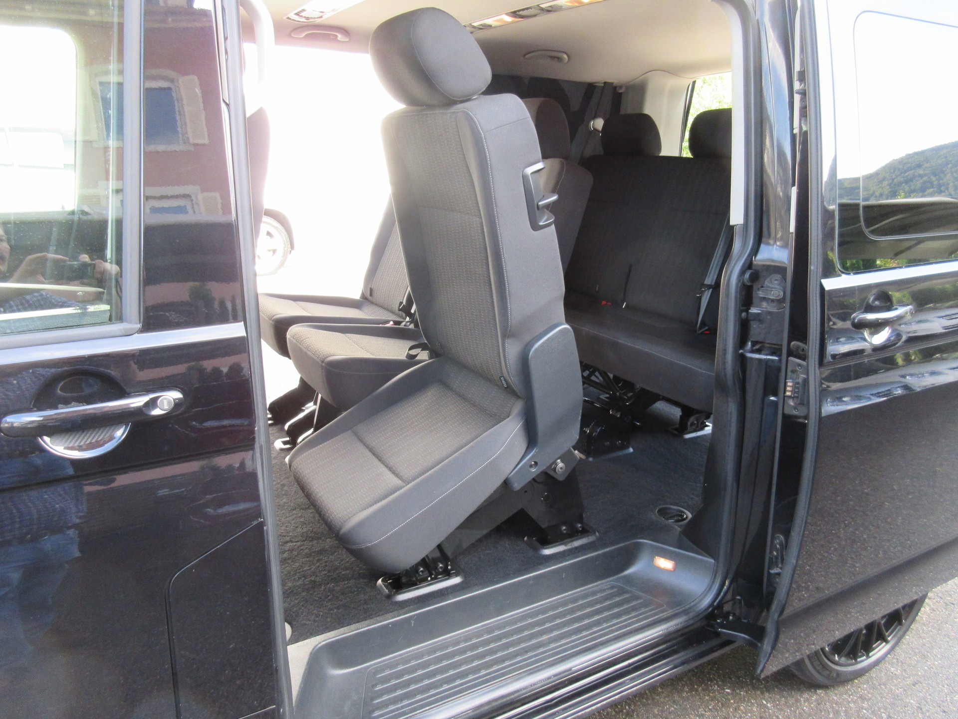 VW Caravelle 4x4 automat,8 places, crochet-image-12