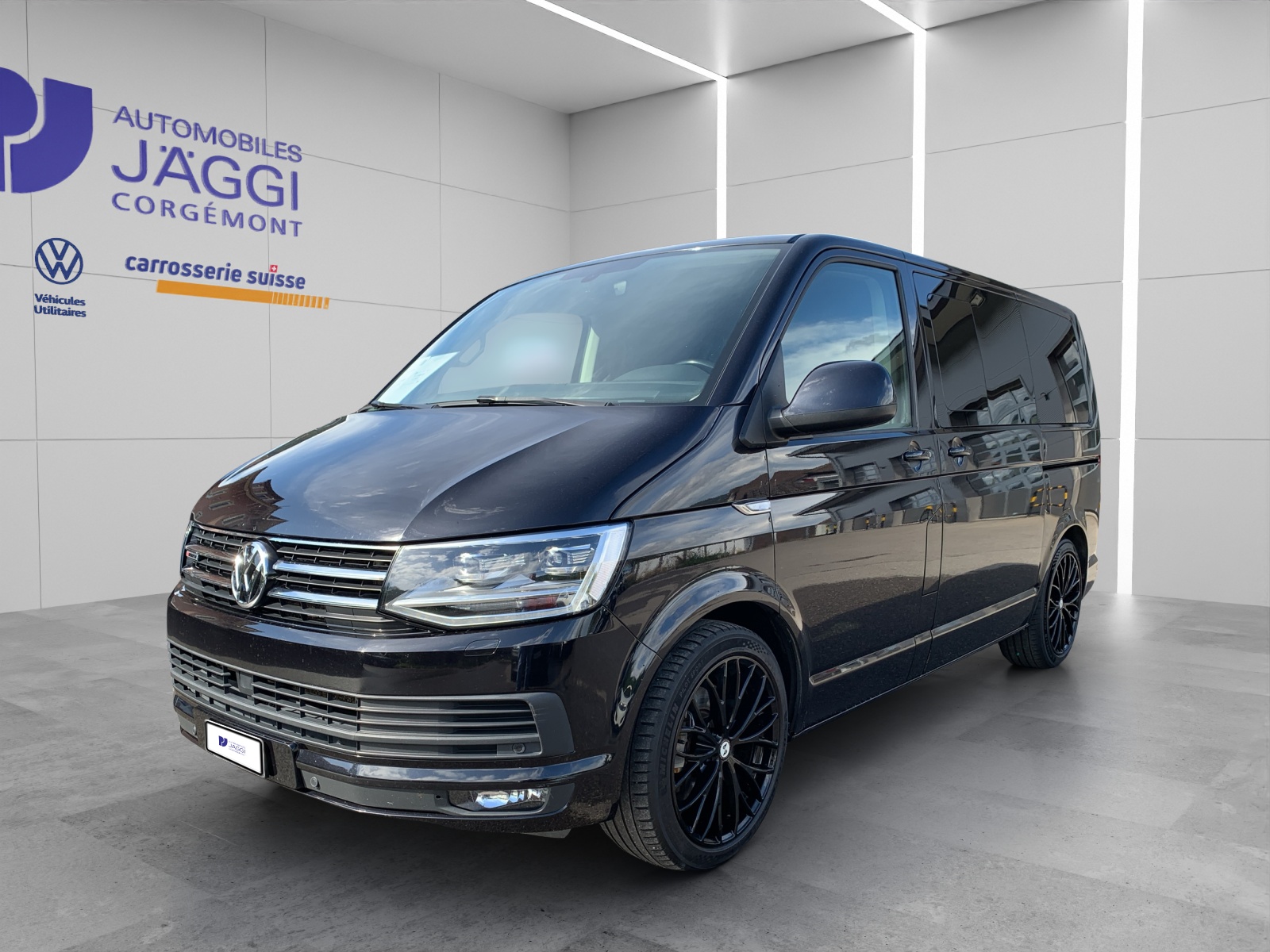 VW Caravelle 4x4 automat,8 places, crochet — slika 1