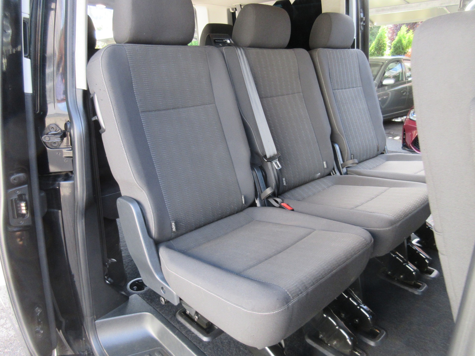 VW Caravelle 4x4 automat,8 places, crochet-image-10