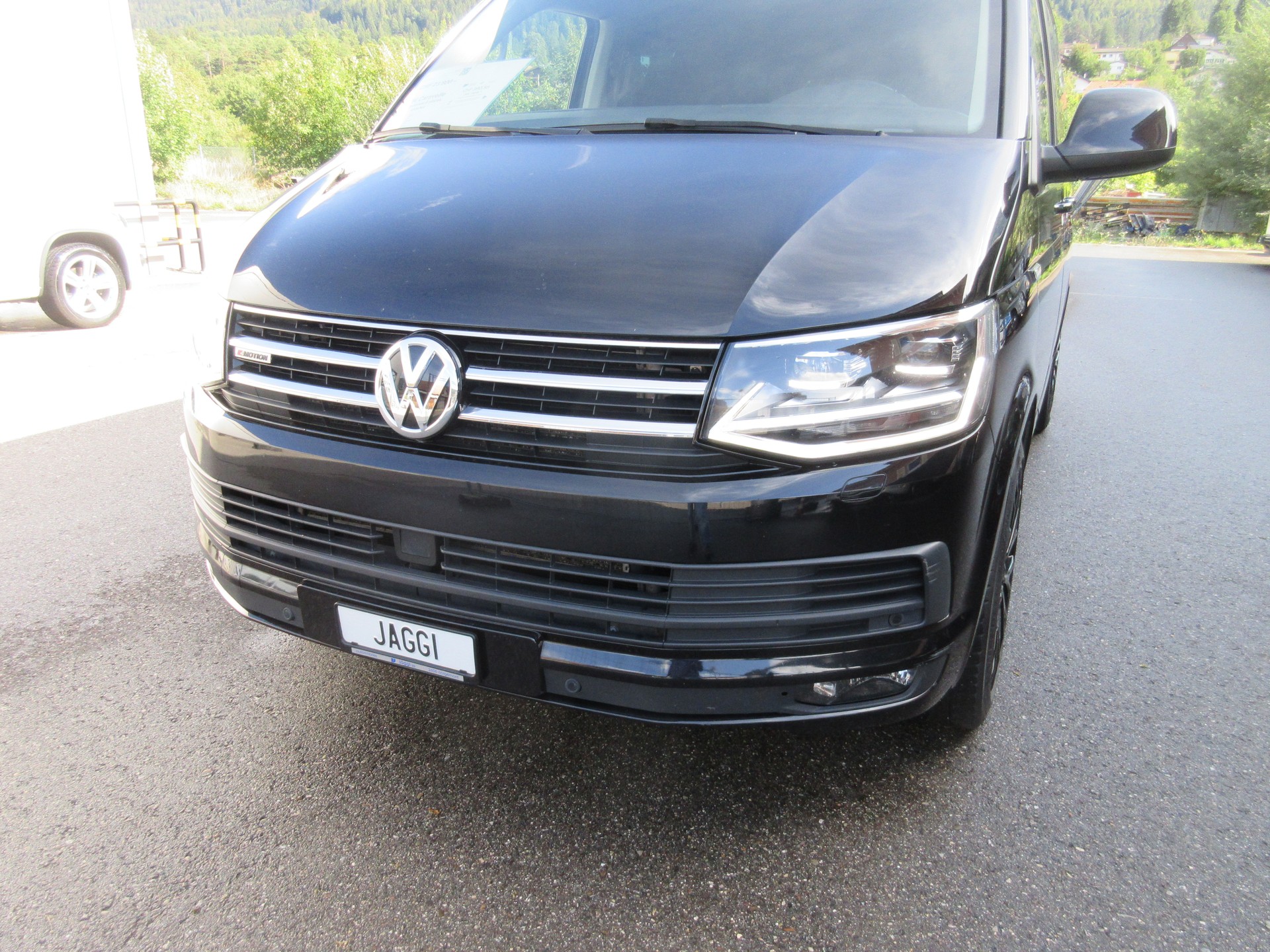 VW Caravelle 4x4 automat,8 places, crochet-image-8