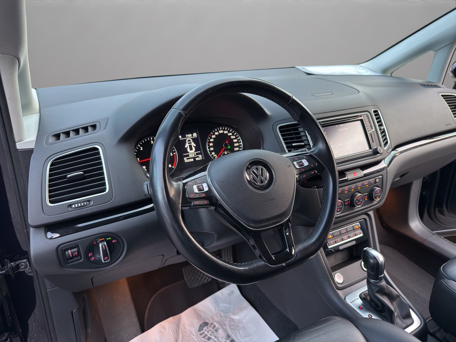 VW Sharan 2.0 TDI BMT Highline 4Motion DSG-image-9