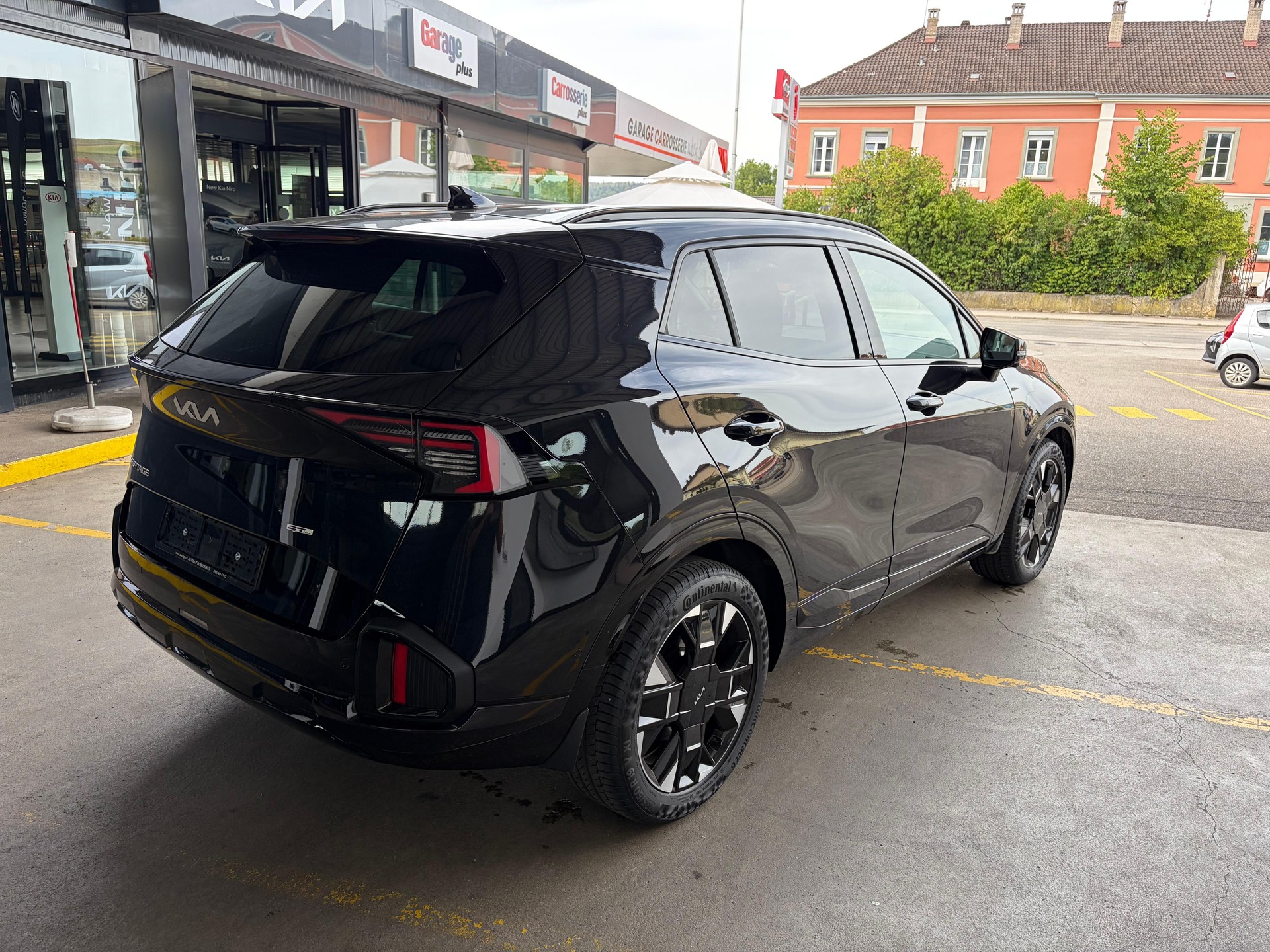 KIA Sportage 1.6 T GT-Line-image-2