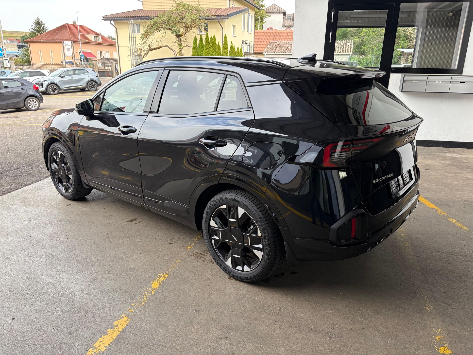 KIA Sportage 1.6 T GT-Line-image-3