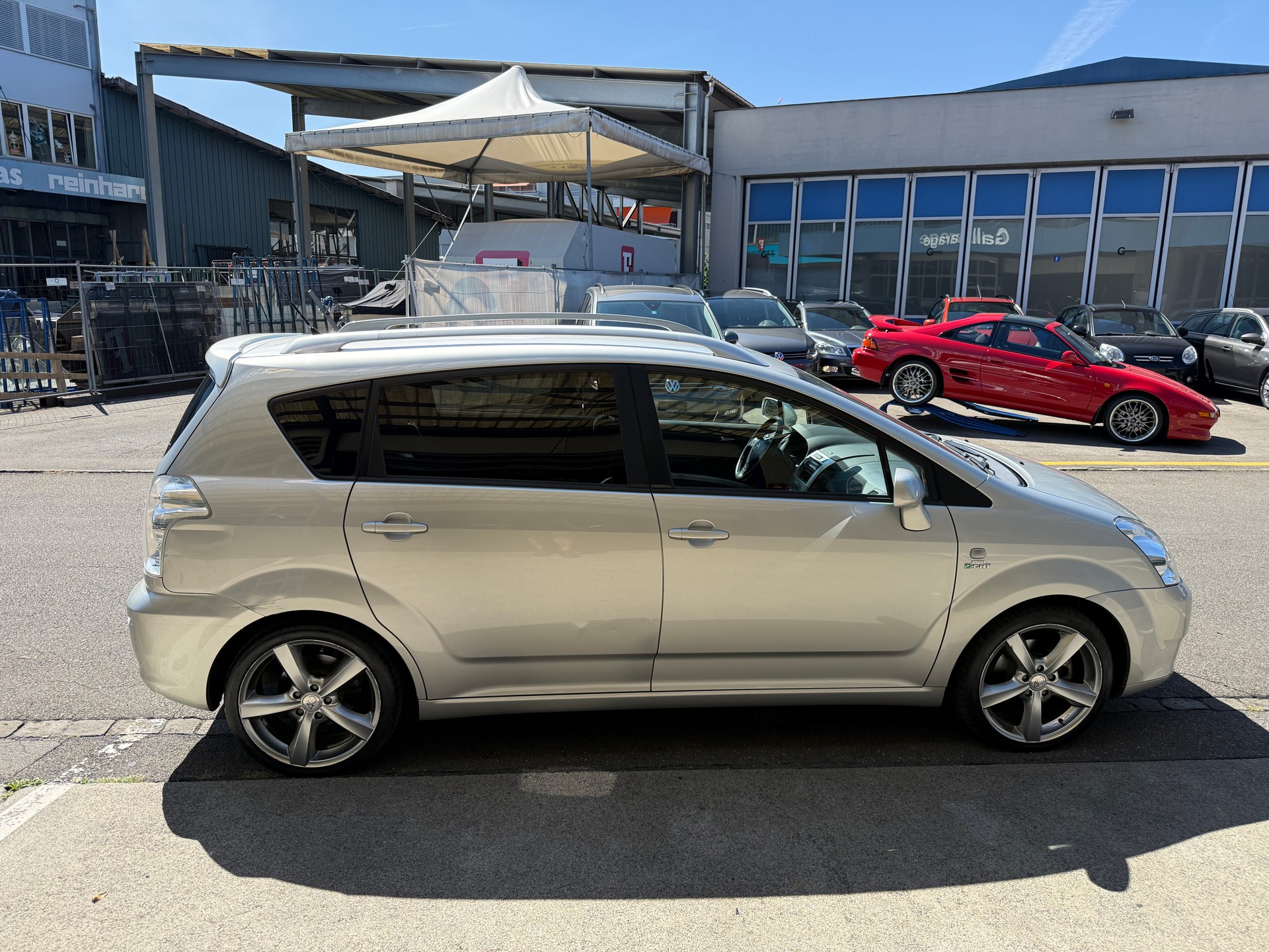 TOYOTA Corolla Verso 2.2 D-4D CleanP. Linea Sol Prem. Dyn.-image-4