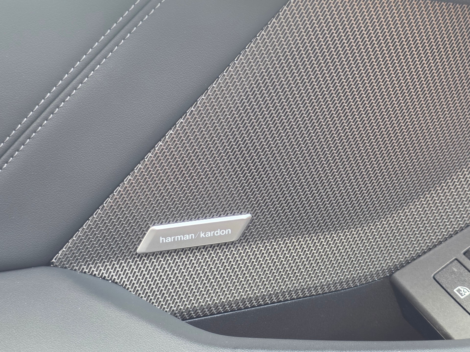 BMW 120d M Sport Pro Steptronic / VOLLAUSSTATTUNG -PANORAMA -HARMAN KARDON -ASSISTENZ PAKET -GRATIS SERVICE 10J/100.000KM-image-10
