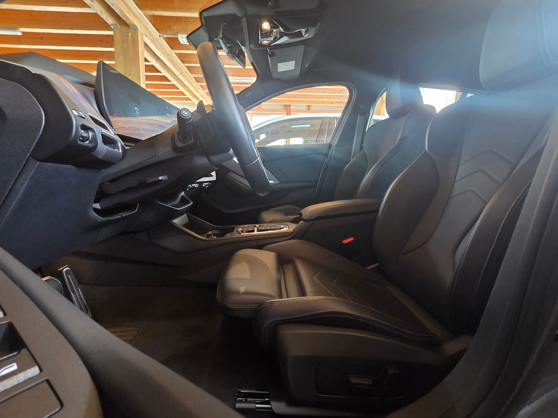 BMW 120d M Sport Pro Steptronic / VOLLAUSSTATTUNG -PANORAMA -HARMAN KARDON -ASSISTENZ PAKET -GRATIS SERVICE 10J/100.000KM-image-8