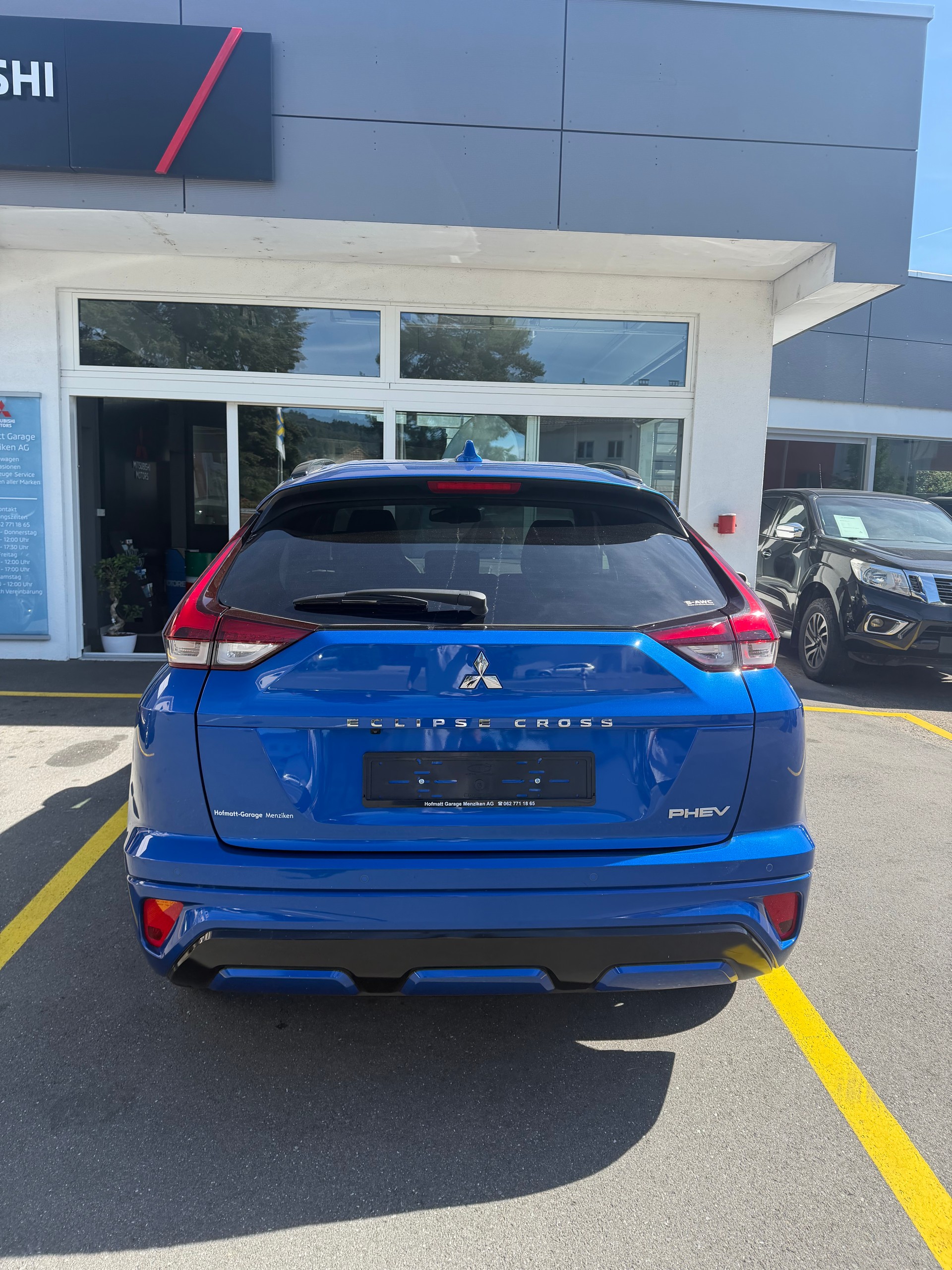 MITSUBISHI Eclipse Cross 2.4 PHEV Invite 4WD-image-3