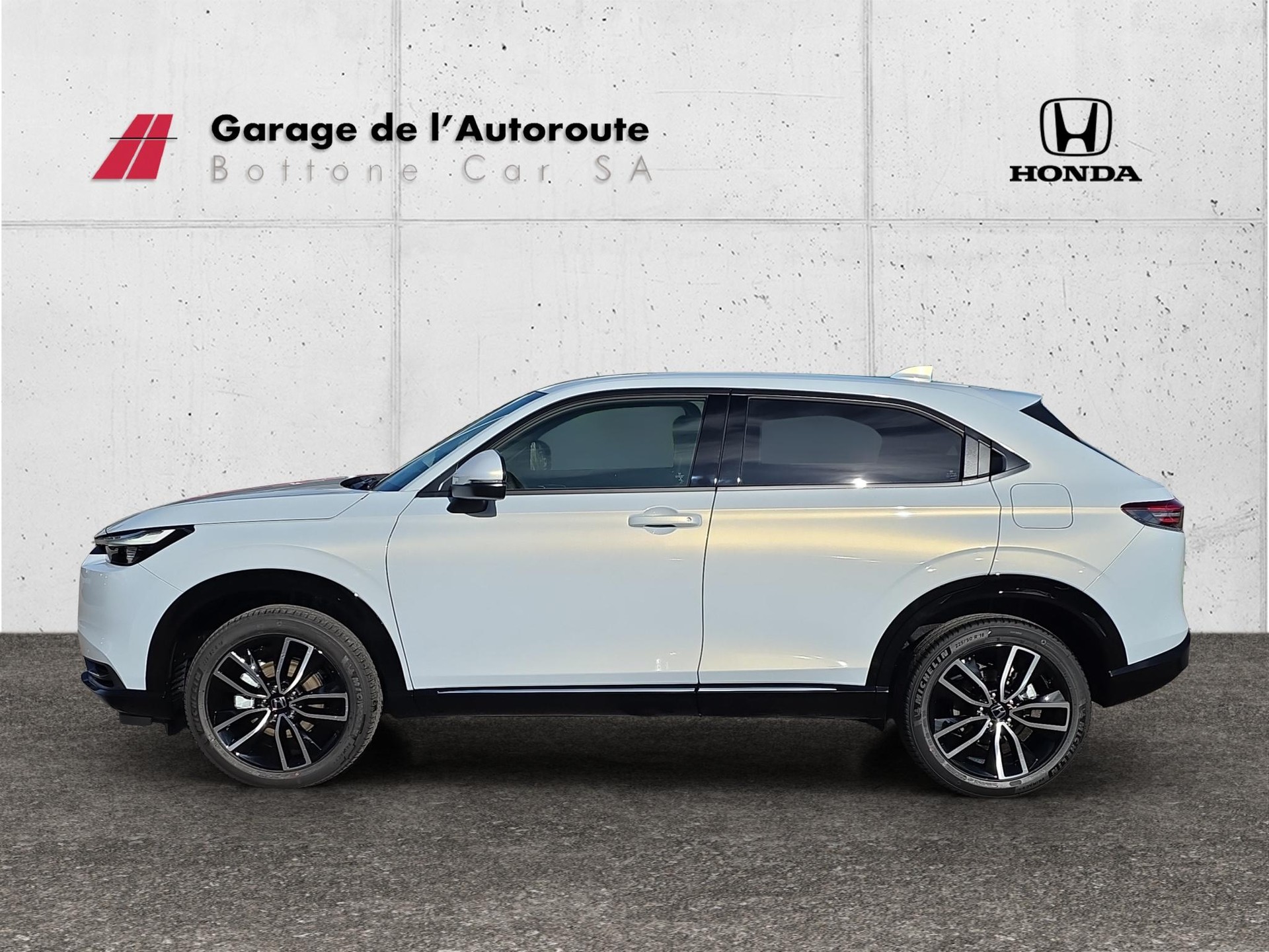 HONDA HR-V 1.5 i-MMD Advance-image-1