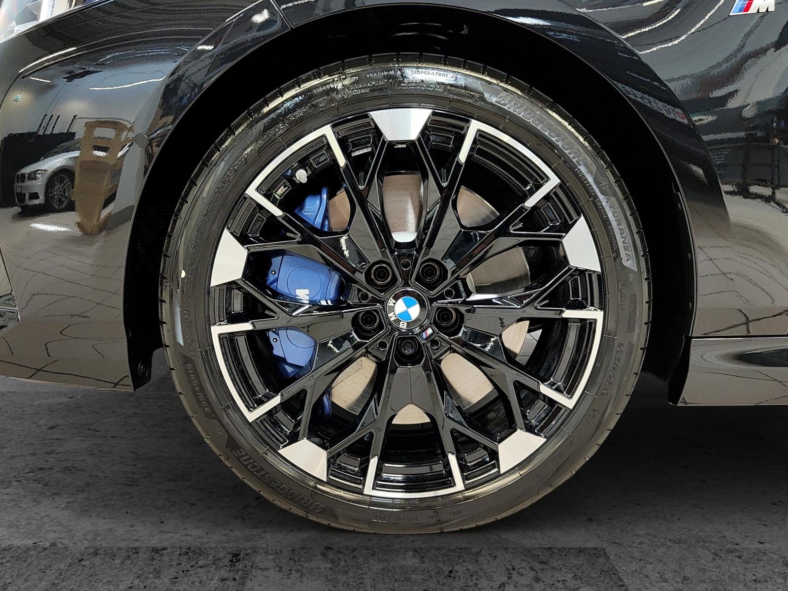 BMW M135i xDrive-image-8