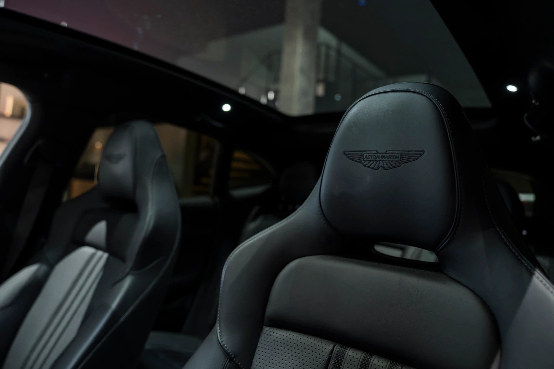 ASTON MARTIN 707 Facelift 4.0 V8-image-13