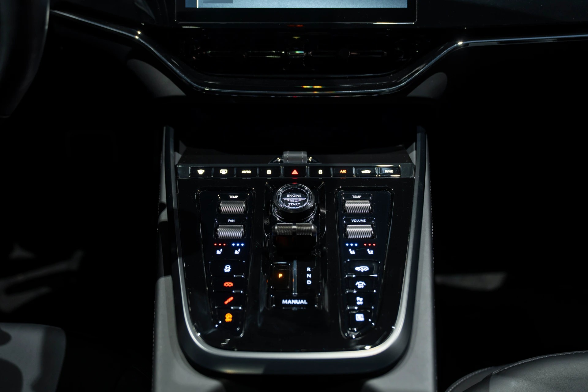 ASTON MARTIN 707 Facelift 4.0 V8-image-4